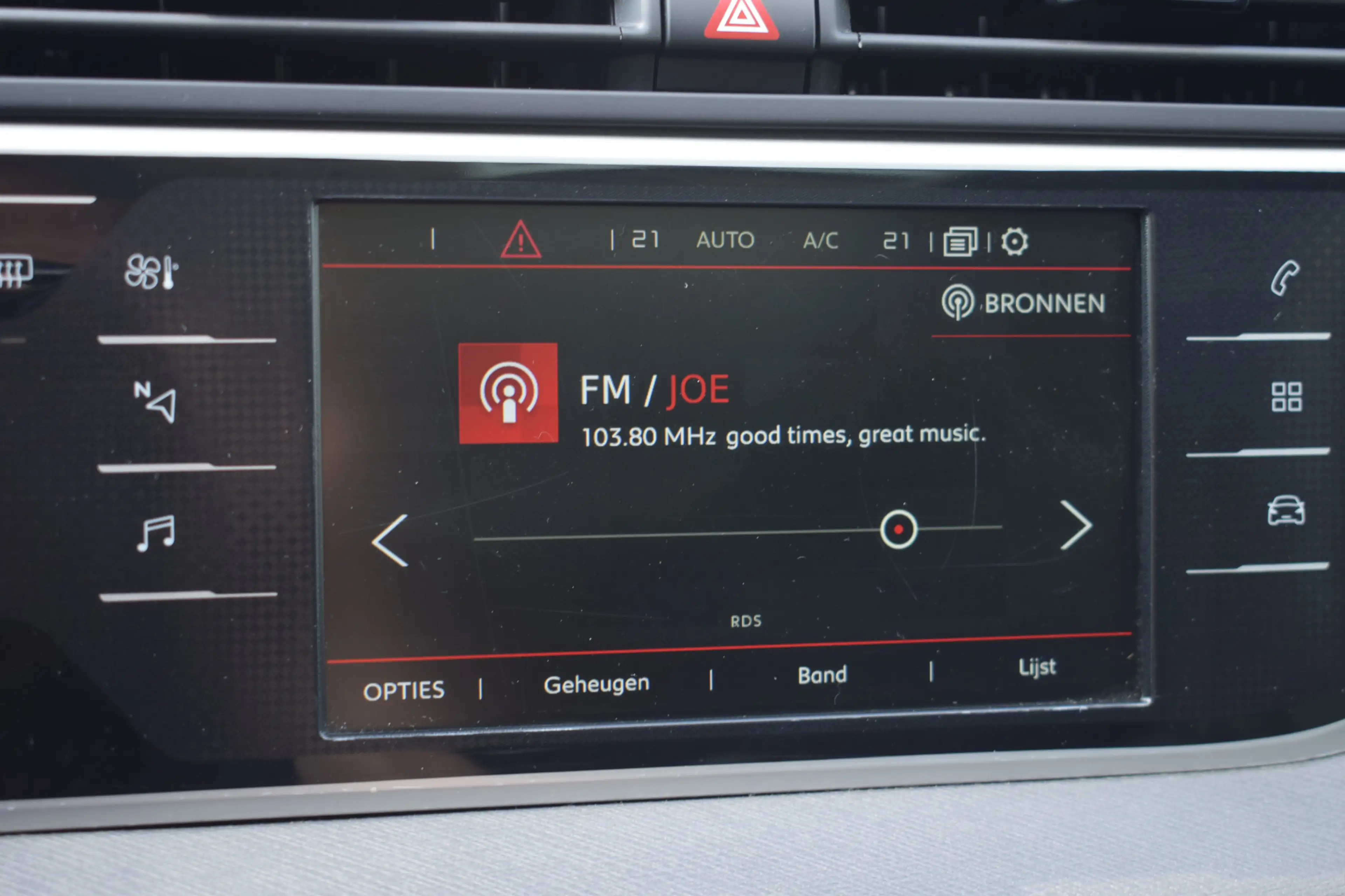 Citroen Grand C4 Picasso 1.2 PureTech Shine automaat 7 persoons — photo 32