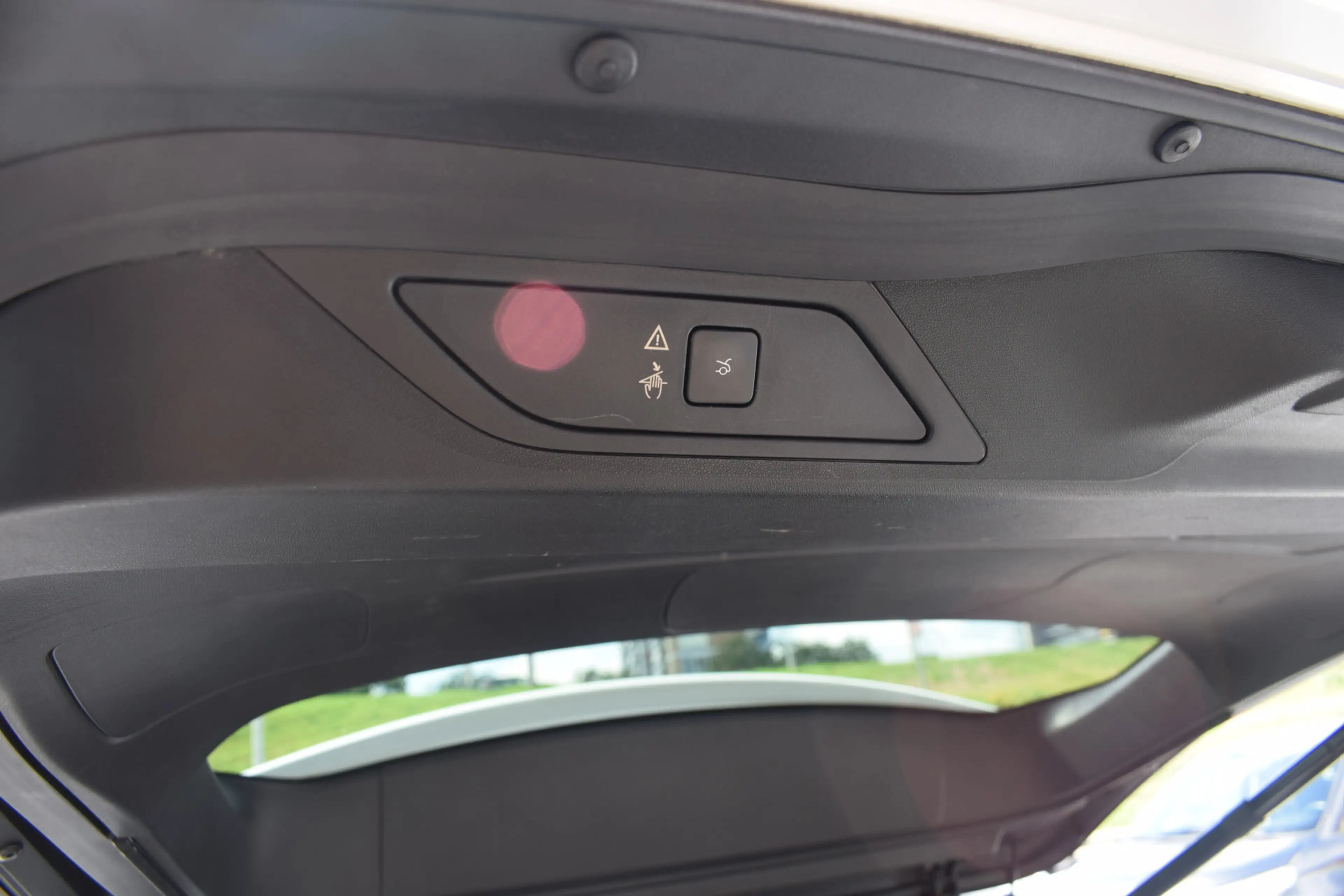 Citroen Grand C4 Picasso 1.2 PureTech Shine automaat 7 persoons — photo 25