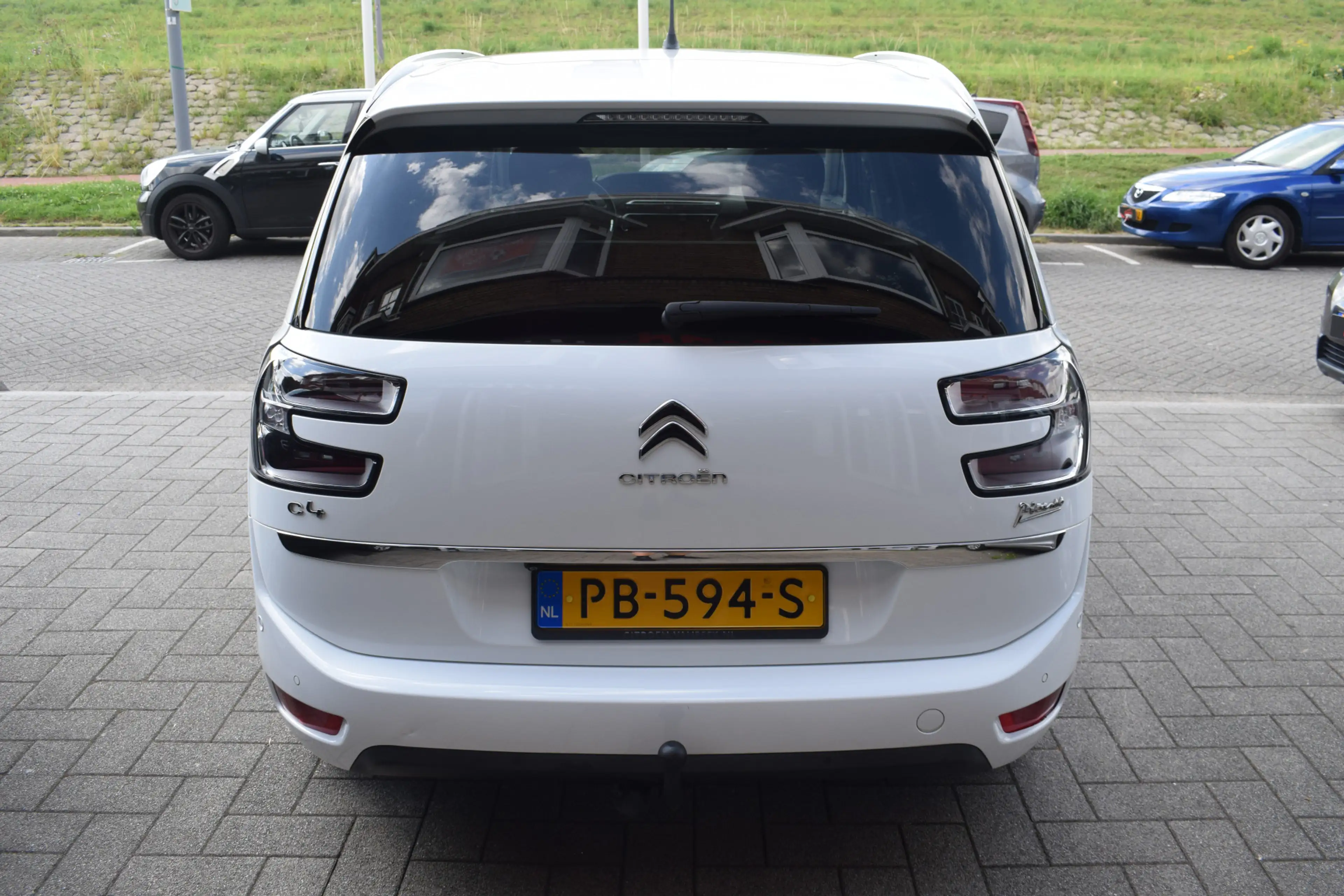 Citroen Grand C4 Picasso 1.2 PureTech Shine automaat 7 persoons — photo 8