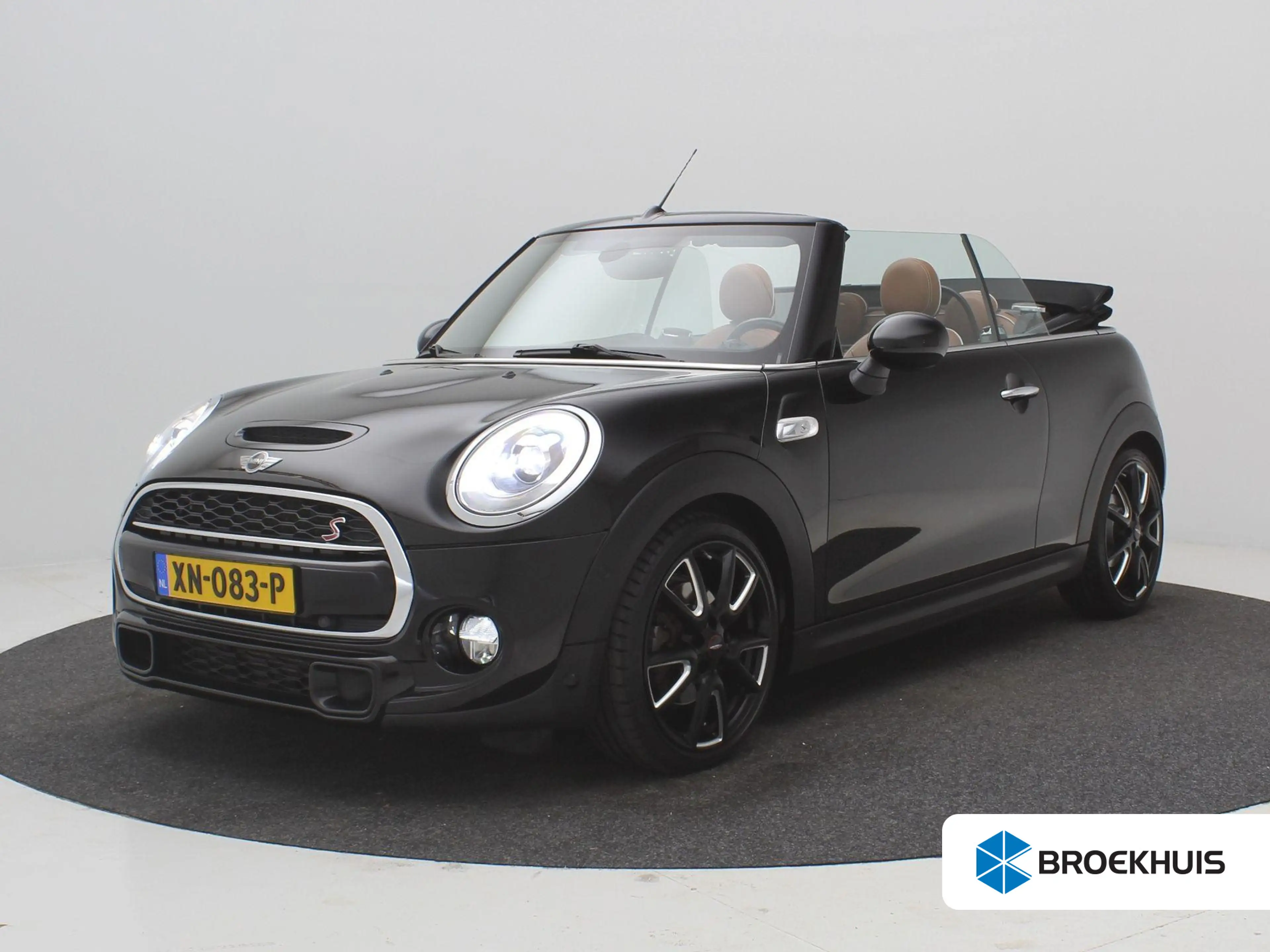 MINI Cooper S Cabrio 2.0 Chili Serious Business / Navigatie / Parkeerse