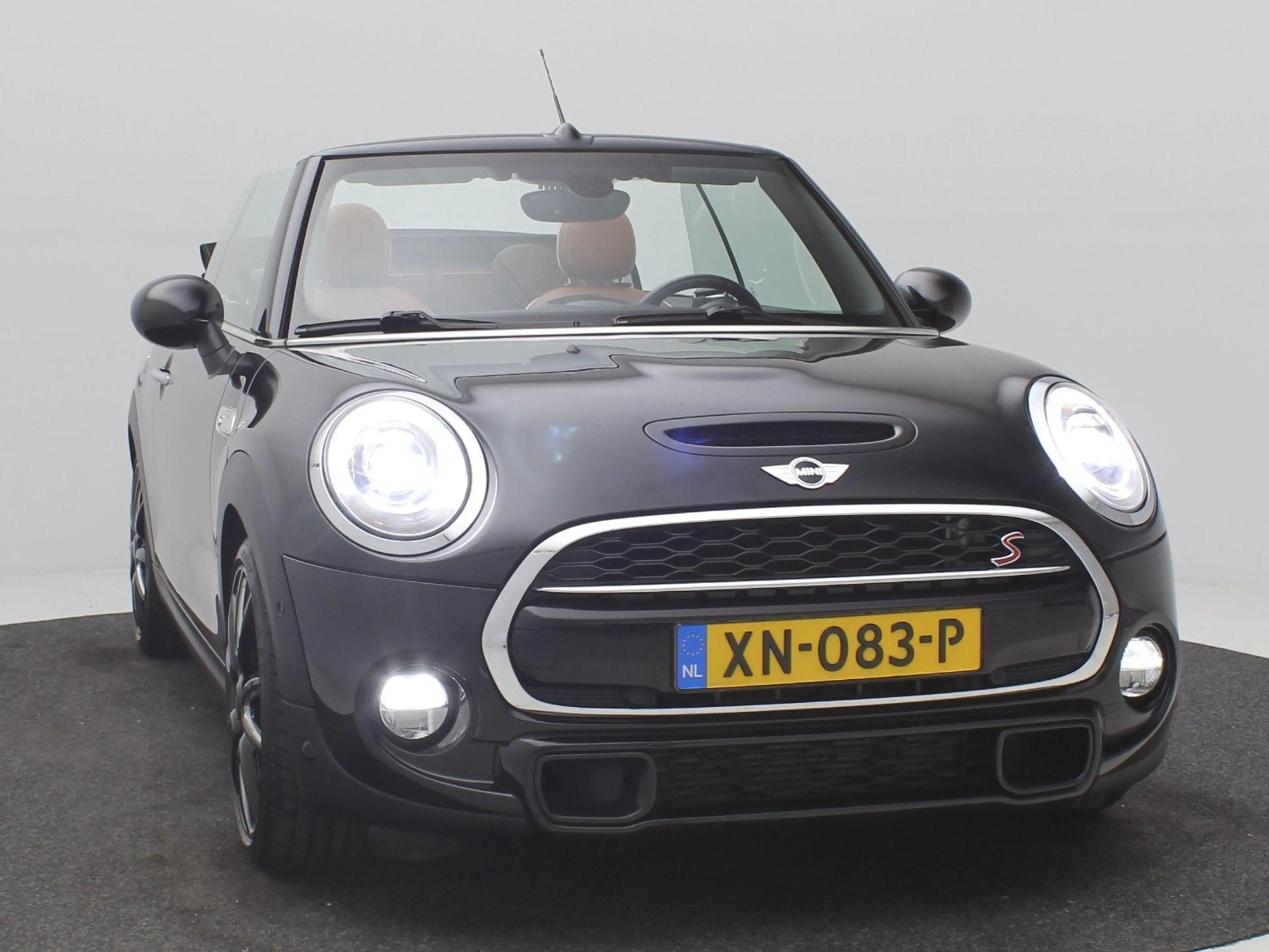 MINI Cooper S Cabrio 2.0 Chili Serious Business / Navigatie / Parkeerse — photo 19