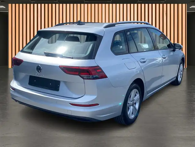 Volkswagen Golf view 5