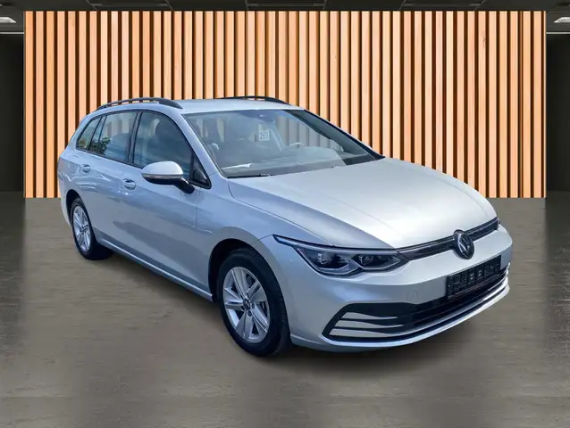 Volkswagen Golf view 2