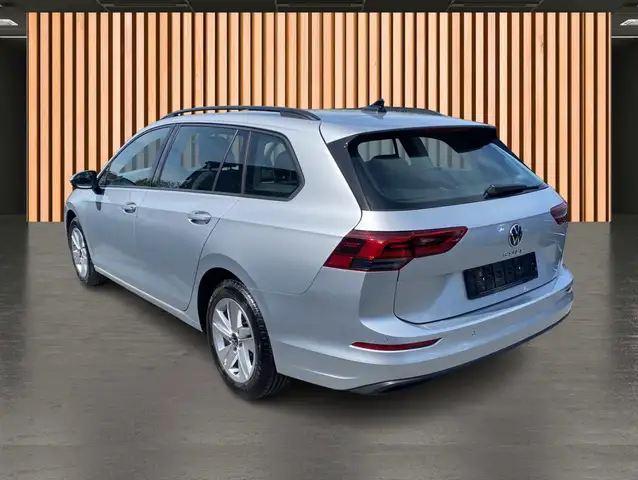 Volkswagen Golf view 6