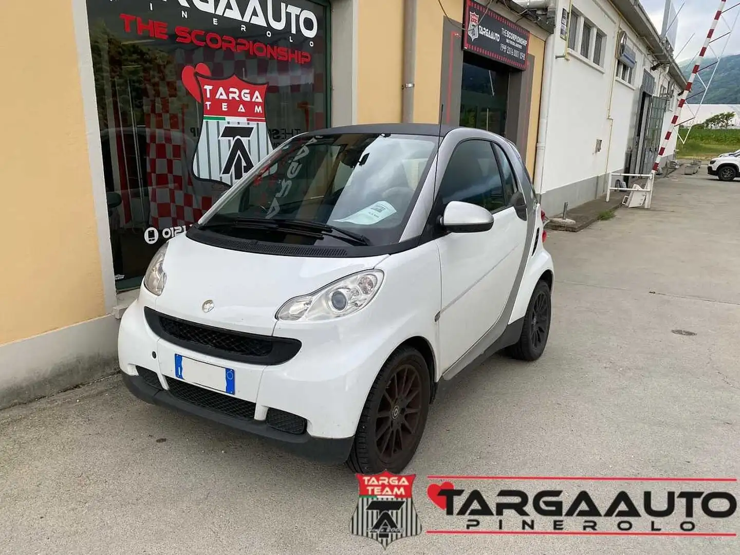 smart forTwo 1000 45 kW MHD coupé pure Alb - 1