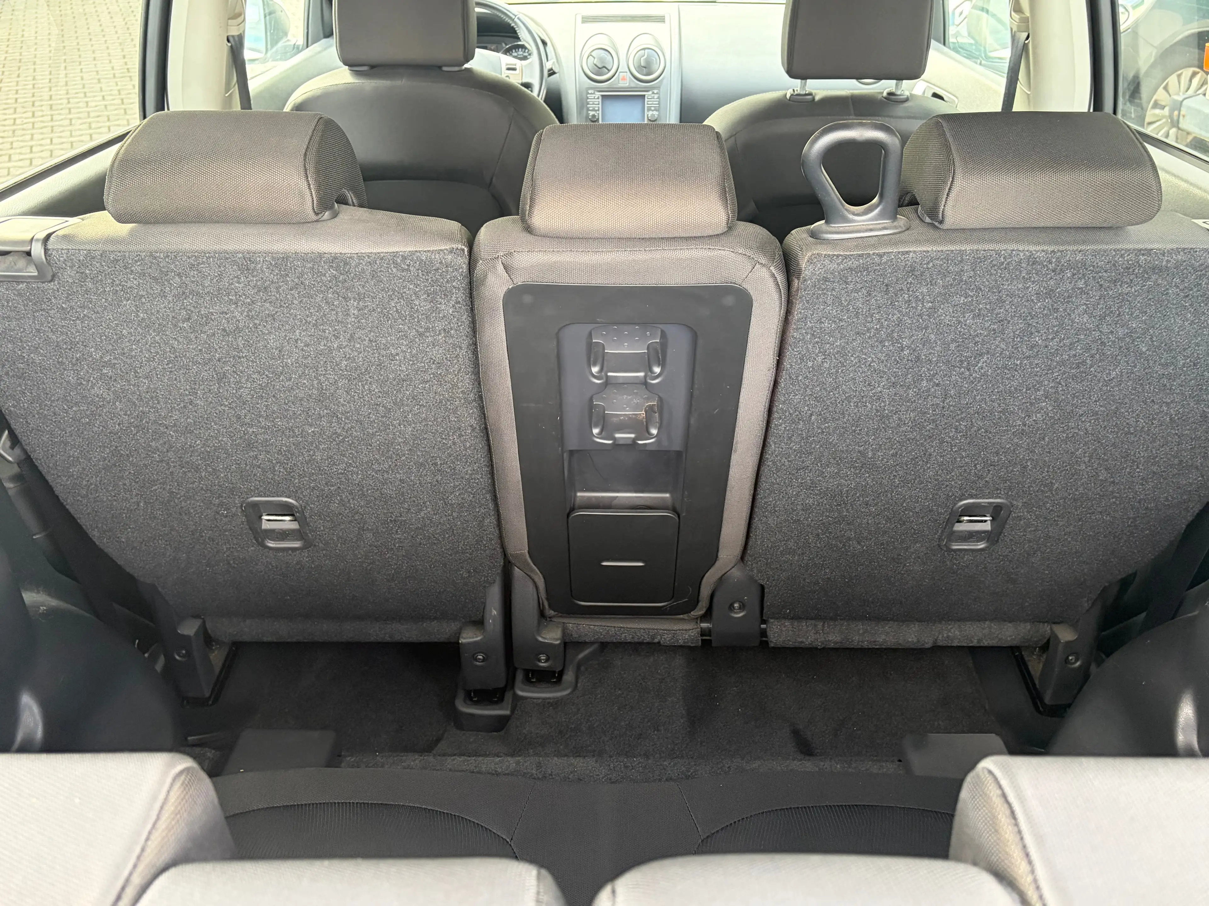 Nissan Qashqai+2 I-Way 4X4*7.Sitze*Kamera*SHZ*Temp.*HU/AU Neu* — photo 11