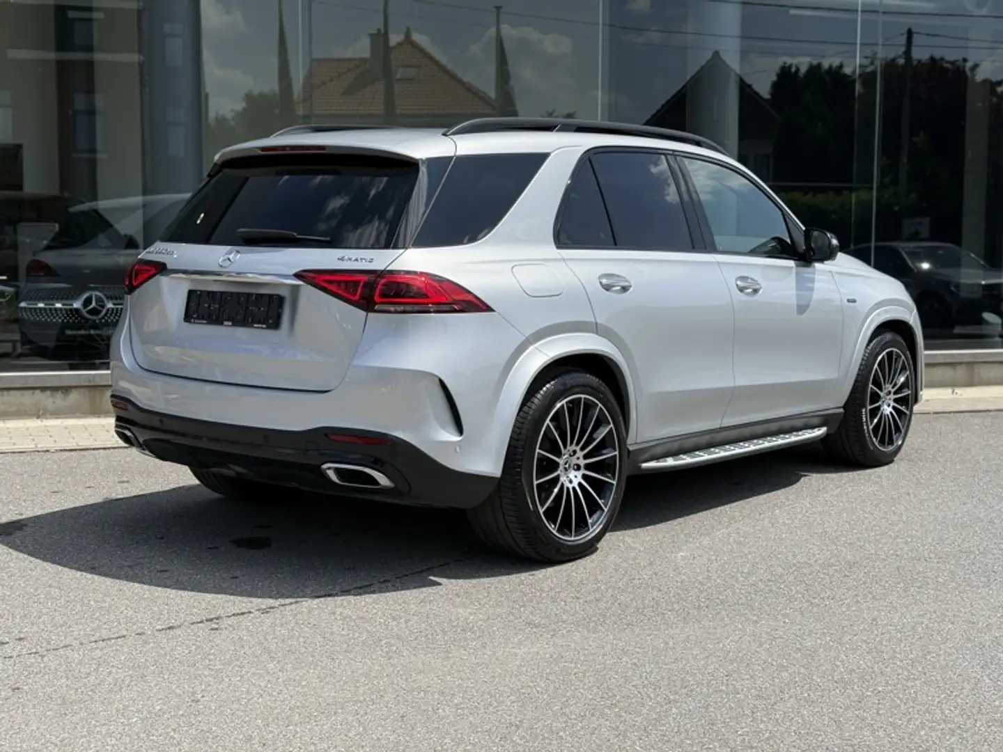 Mercedes-Benz GLE 350 GLE de 4M AMG Pack Night Attelage Airmatic Zilver - 2