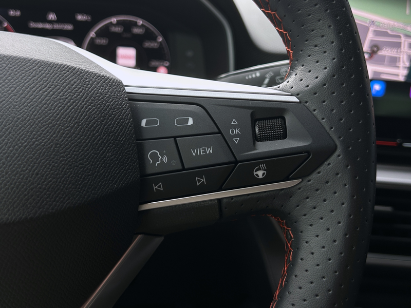 SEAT Leon 1.4 TSI eHybrid PHEV FR | Adap. Cruise Control | P — photo 15