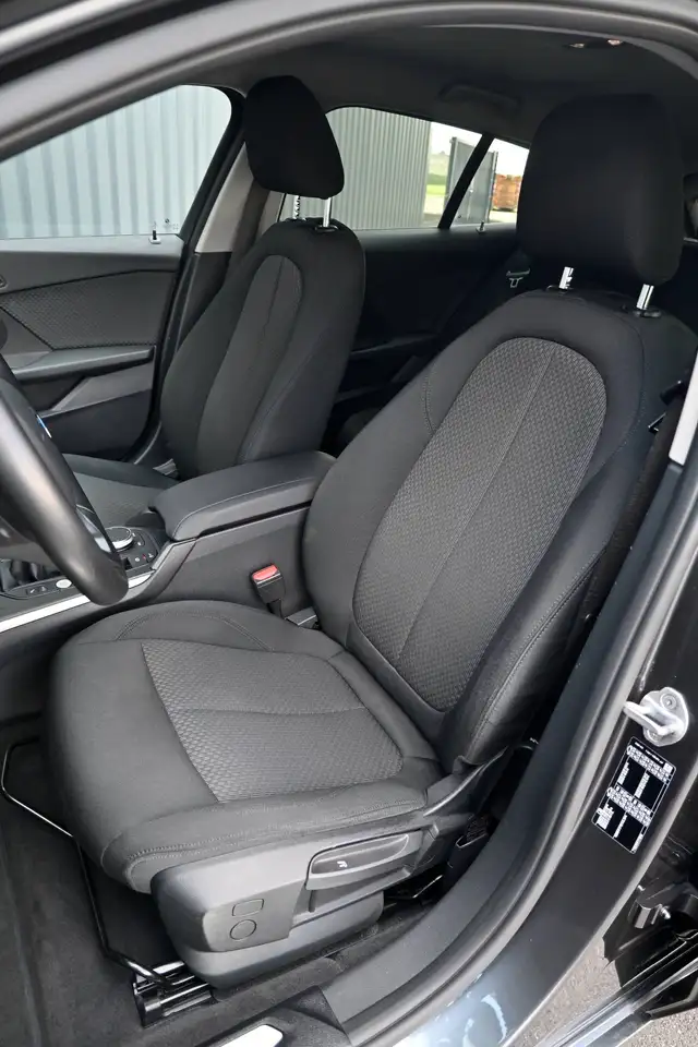 BMW 116 i / Cam, LED, Cruise, Carplay, DAB, 19inch, BTW, миниатюра 12