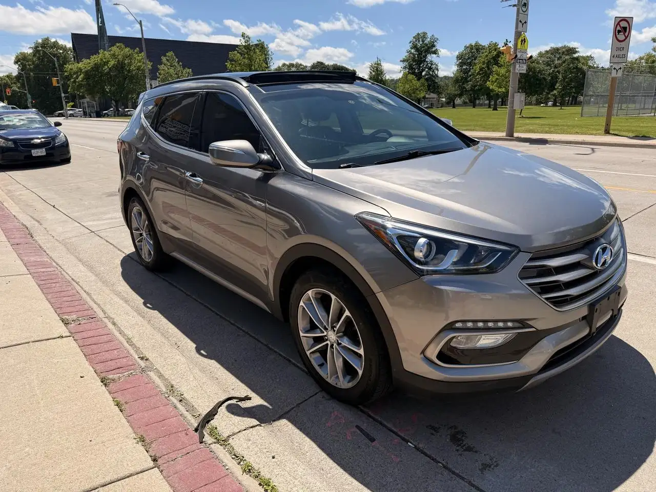 Hyundai SANTA FE снимка Hyundai SANTA FE
