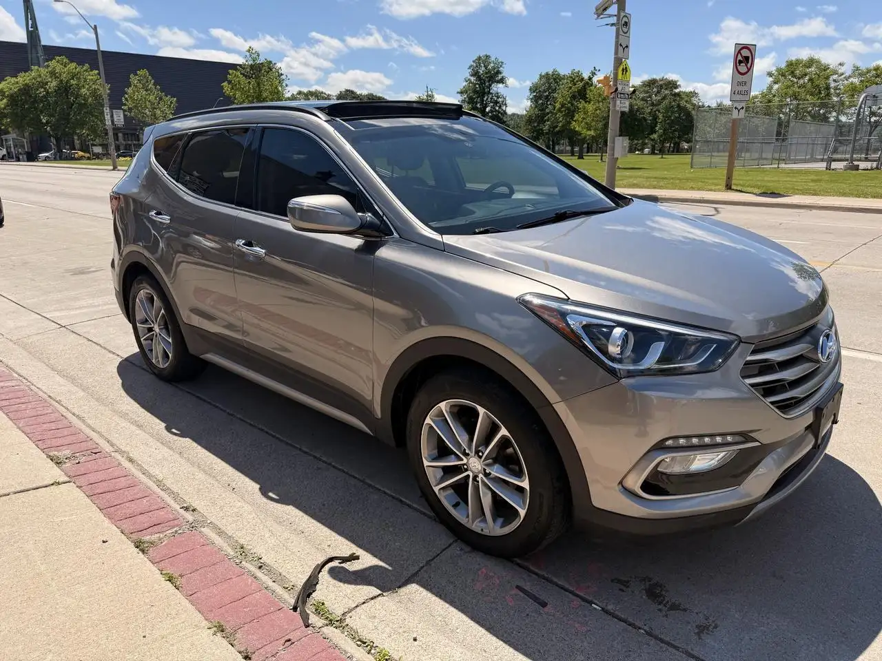 Hyundai SANTA FE снимка Hyundai SANTA FE