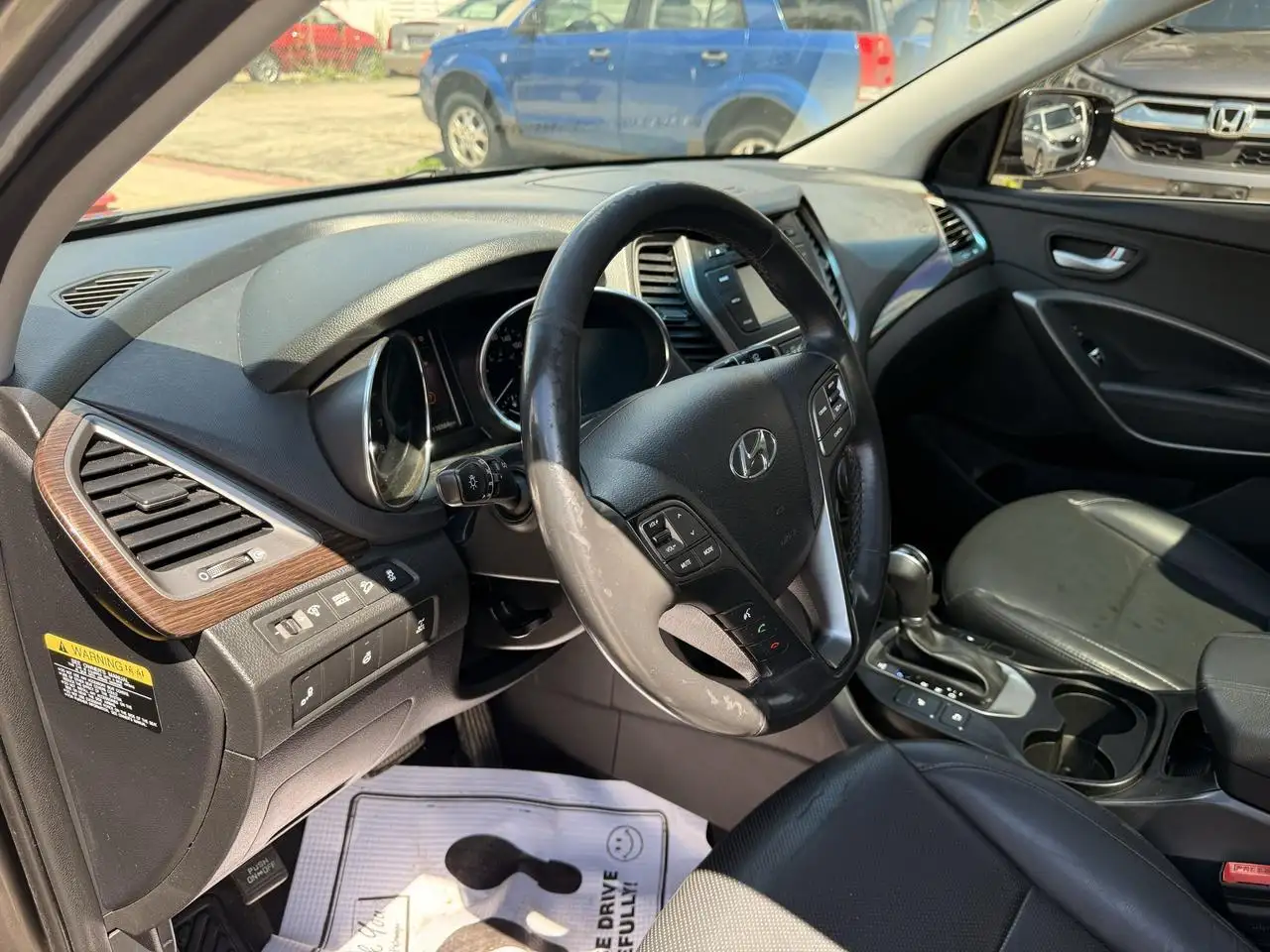 Hyundai SANTA FE снимка Hyundai SANTA FE