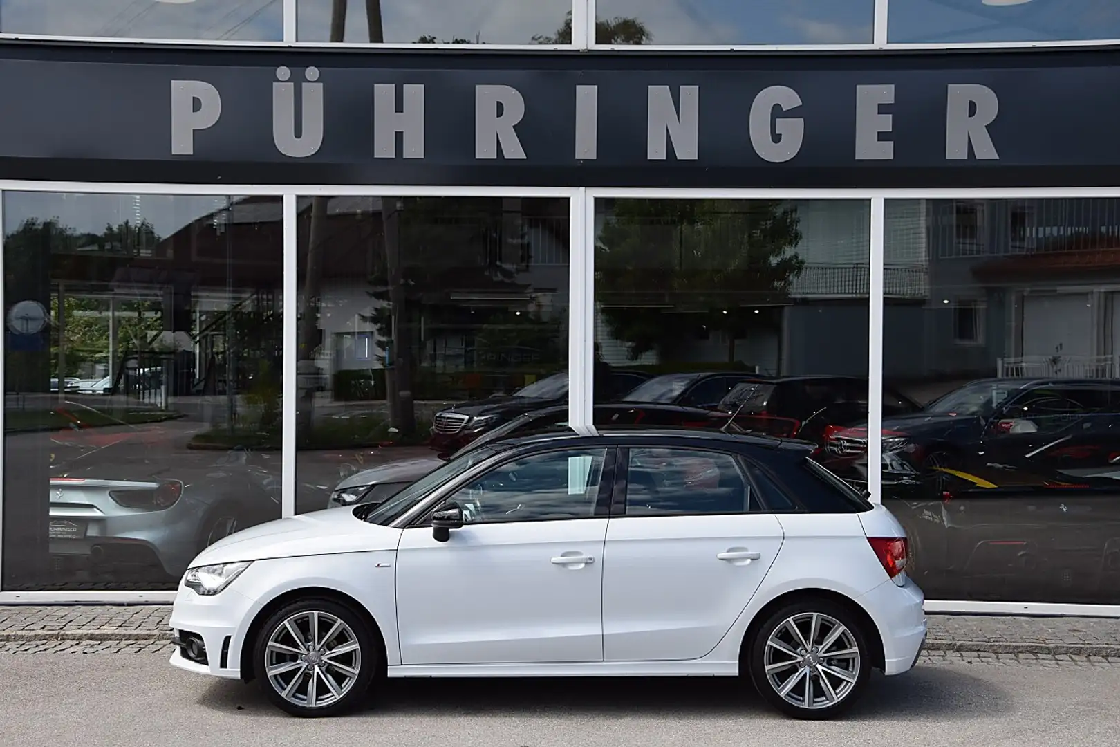 Audi A1 Sportback 1.2 TFSI admired Weiß - 1