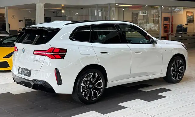 BMW X3 view 7