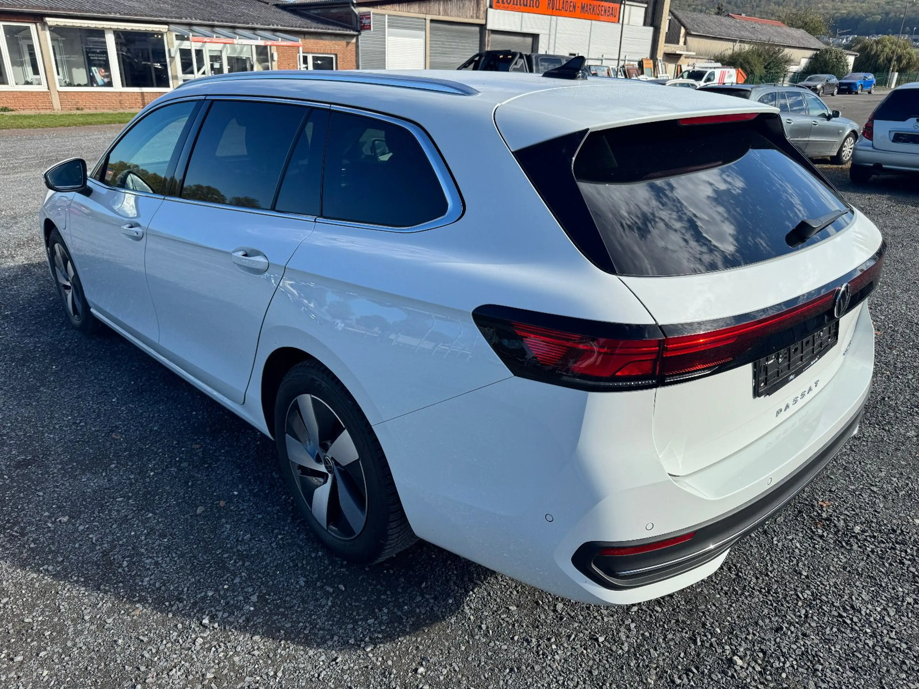 Volkswagen Passat Variant 1.5  eHybrid 110 kW Business,AHK — photo 10