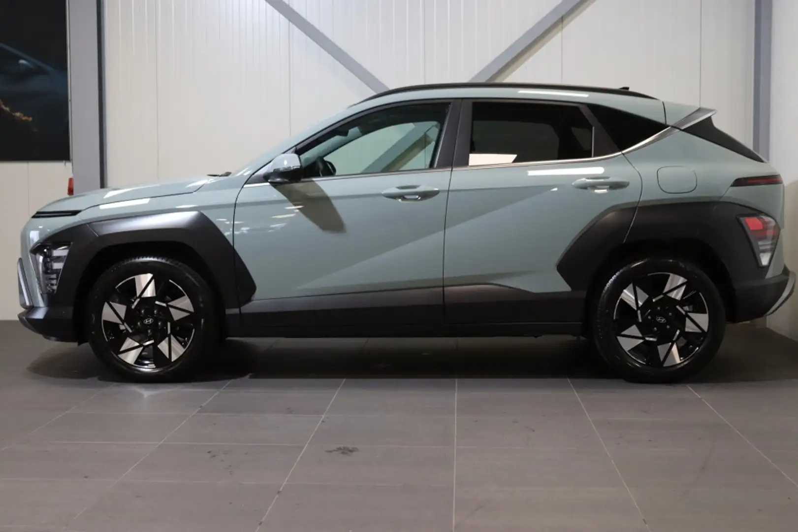 Hyundai KONA 1.6 GDI HEV Premium Sky | DIRECT LEVERBAAR ! | Verde - 2