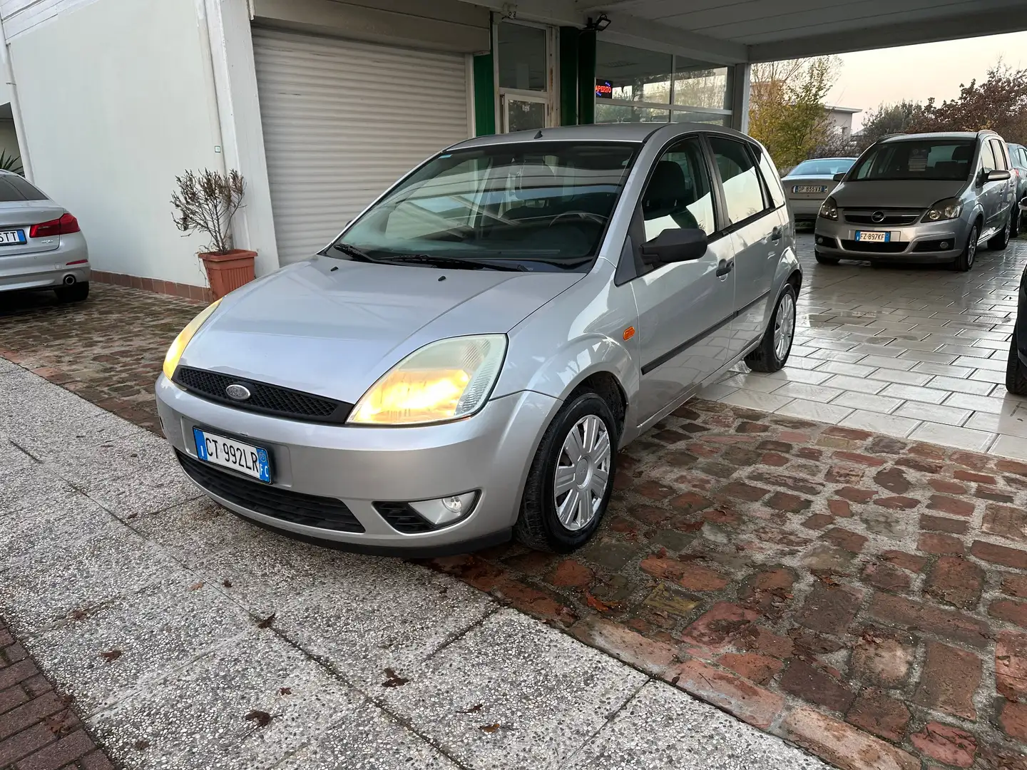 Ford Fiesta Fiesta V 2002 5p 1.4 tdci Zetec Argento - 1