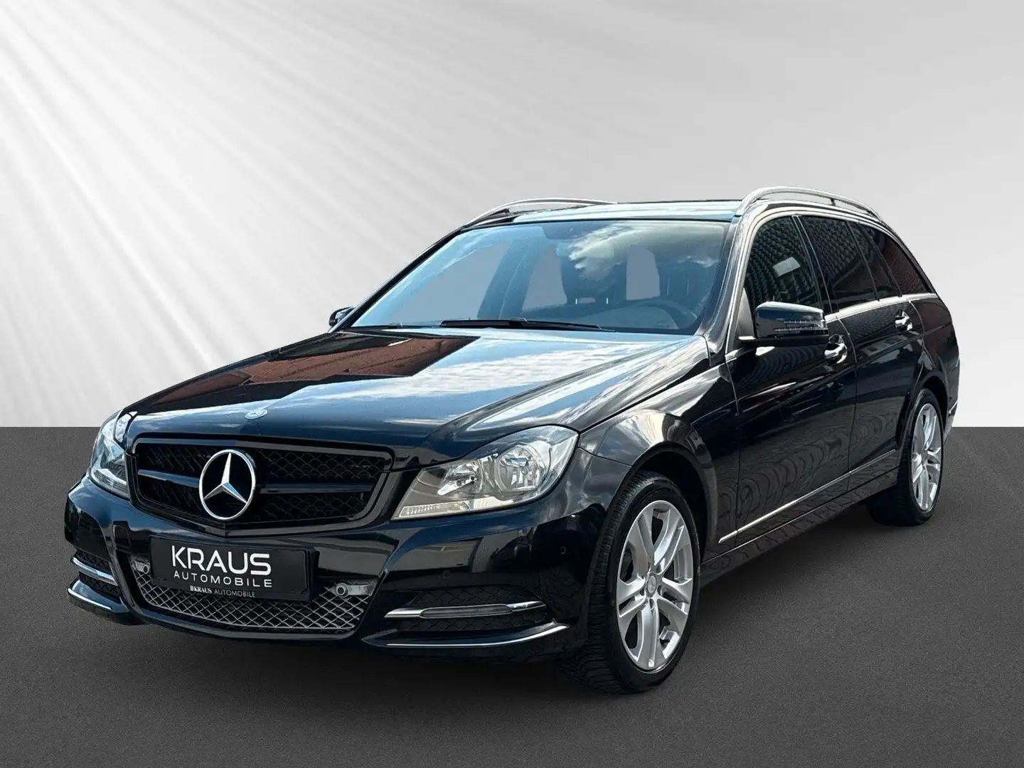 Mercedes-Benz C 200 T CGI AVANTGARD AUTOM NAVI LEDER PDC MFL Noir - 2