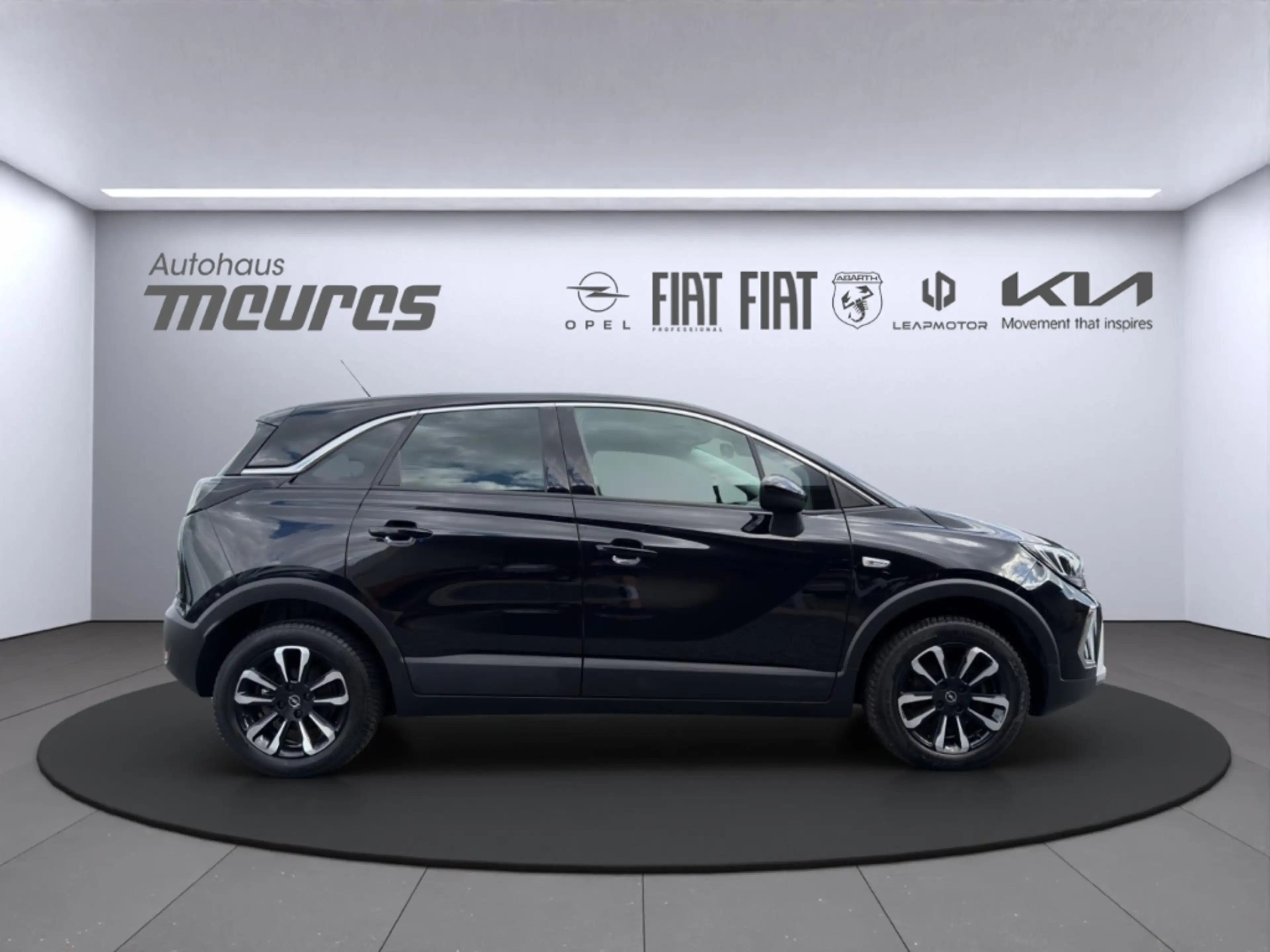 Opel Crossland Elegance Paket Navi Allwetterreifen LED NSW Klimaa — photo 5