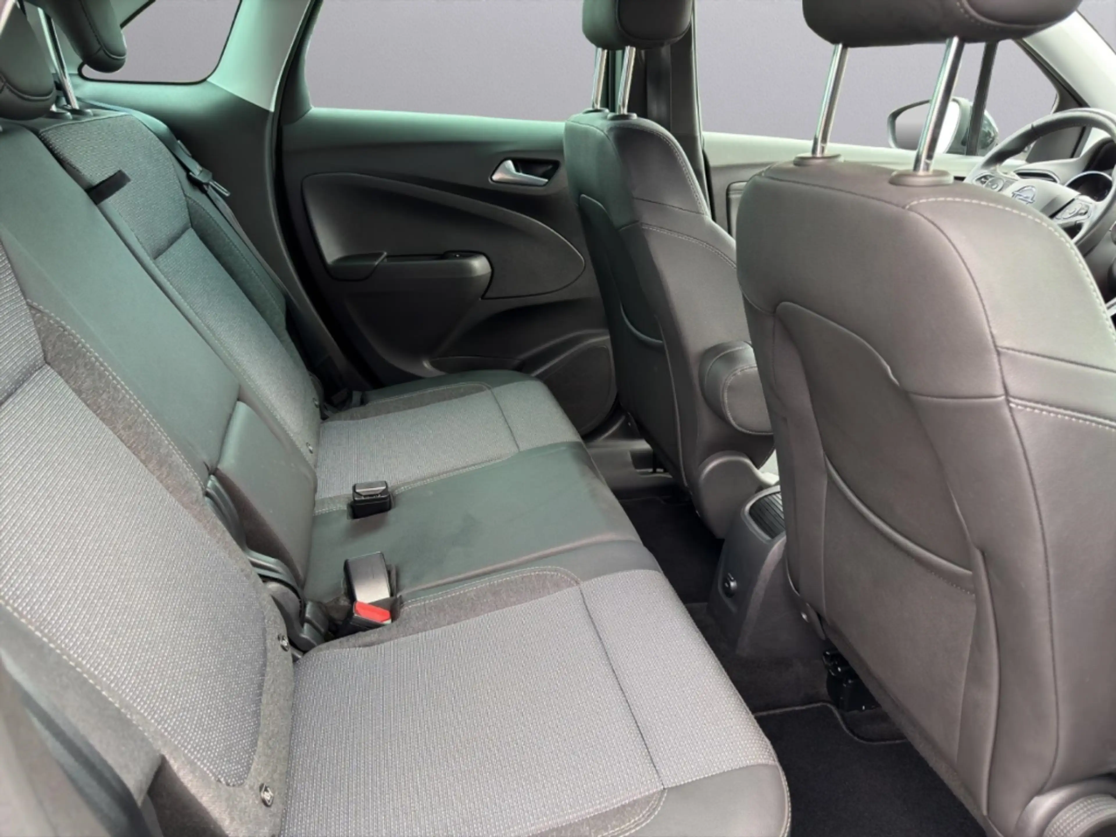 Opel Crossland Elegance Paket Navi Allwetterreifen LED NSW Klimaa — photo 9
