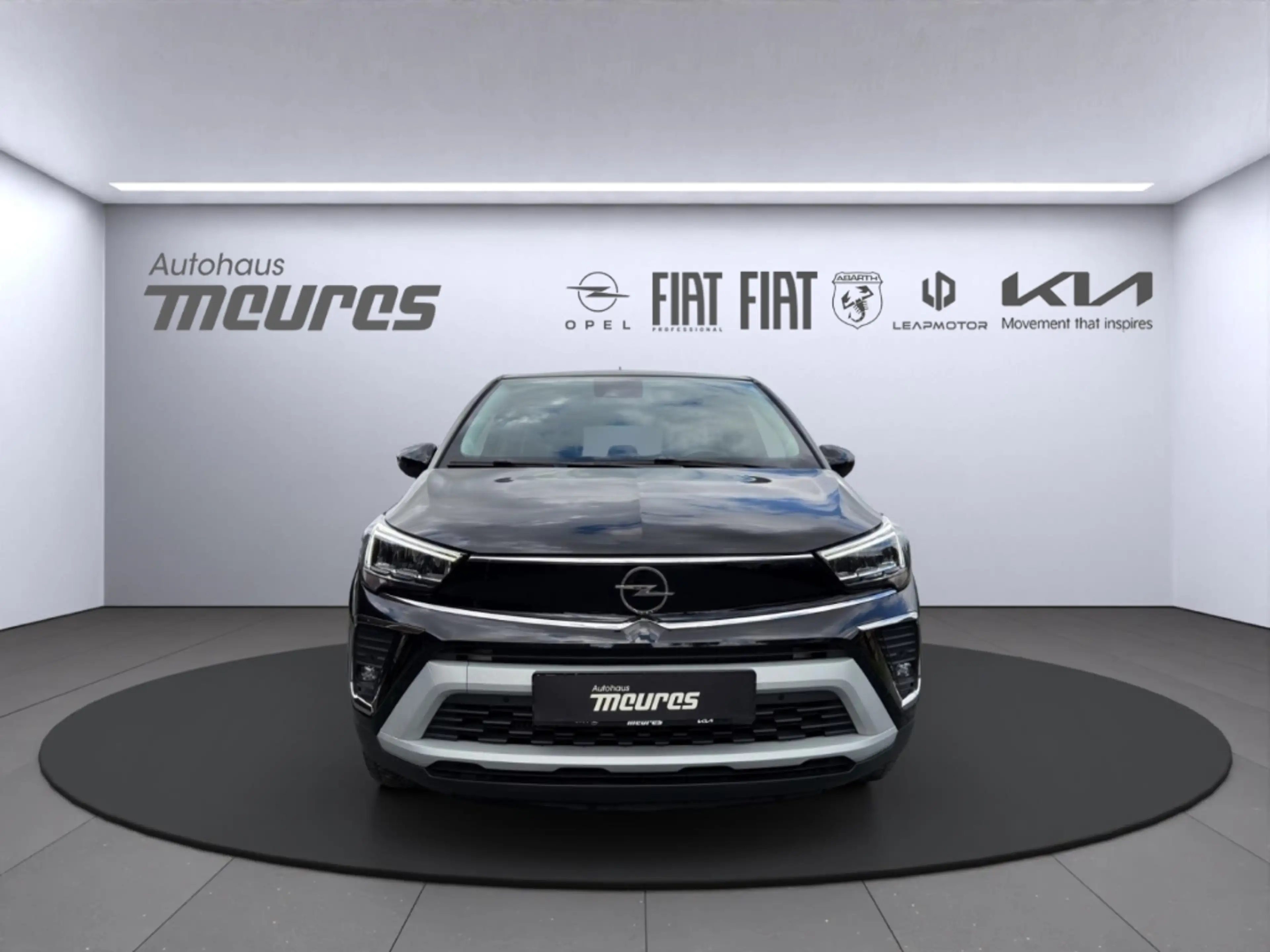 Opel Crossland Elegance Paket Navi Allwetterreifen LED NSW Klimaa — photo 6
