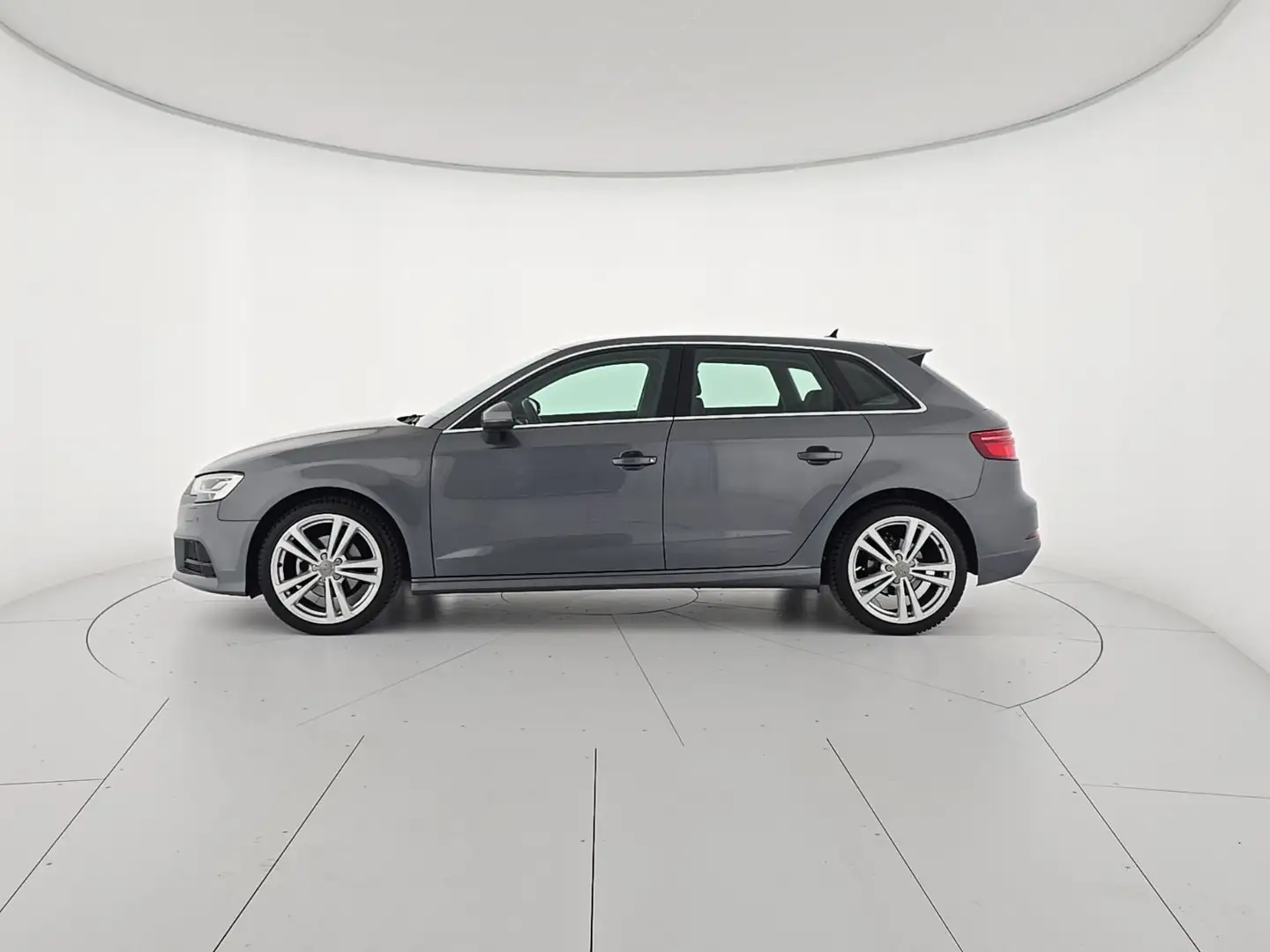 Audi A3 A3 SPB 30 g-tron S tronic Admired Grigio - 2