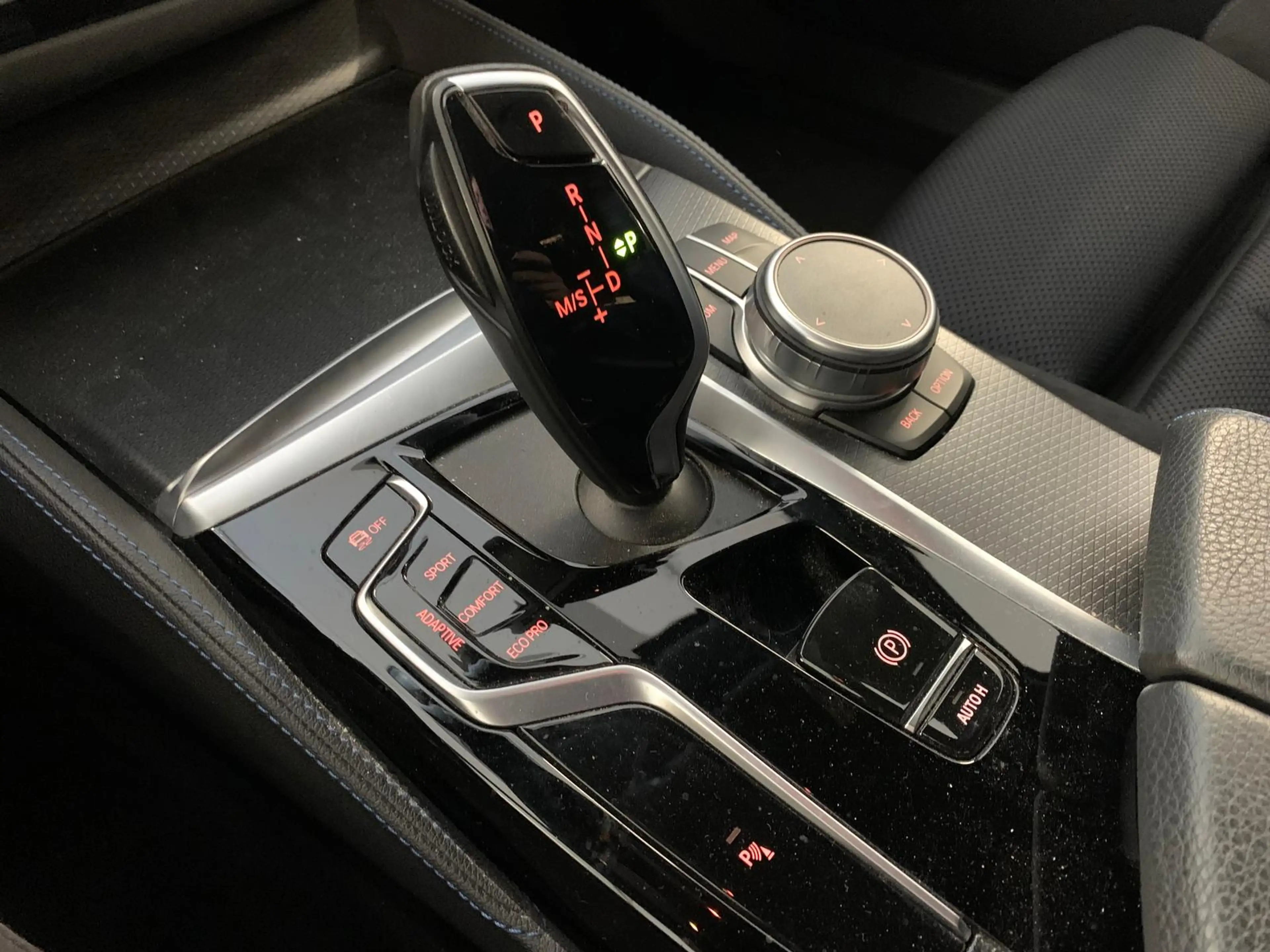 BMW 530 d xDrive M Sport|Laser|DrivAssi|HUD|Kam|AHK — photo 13
