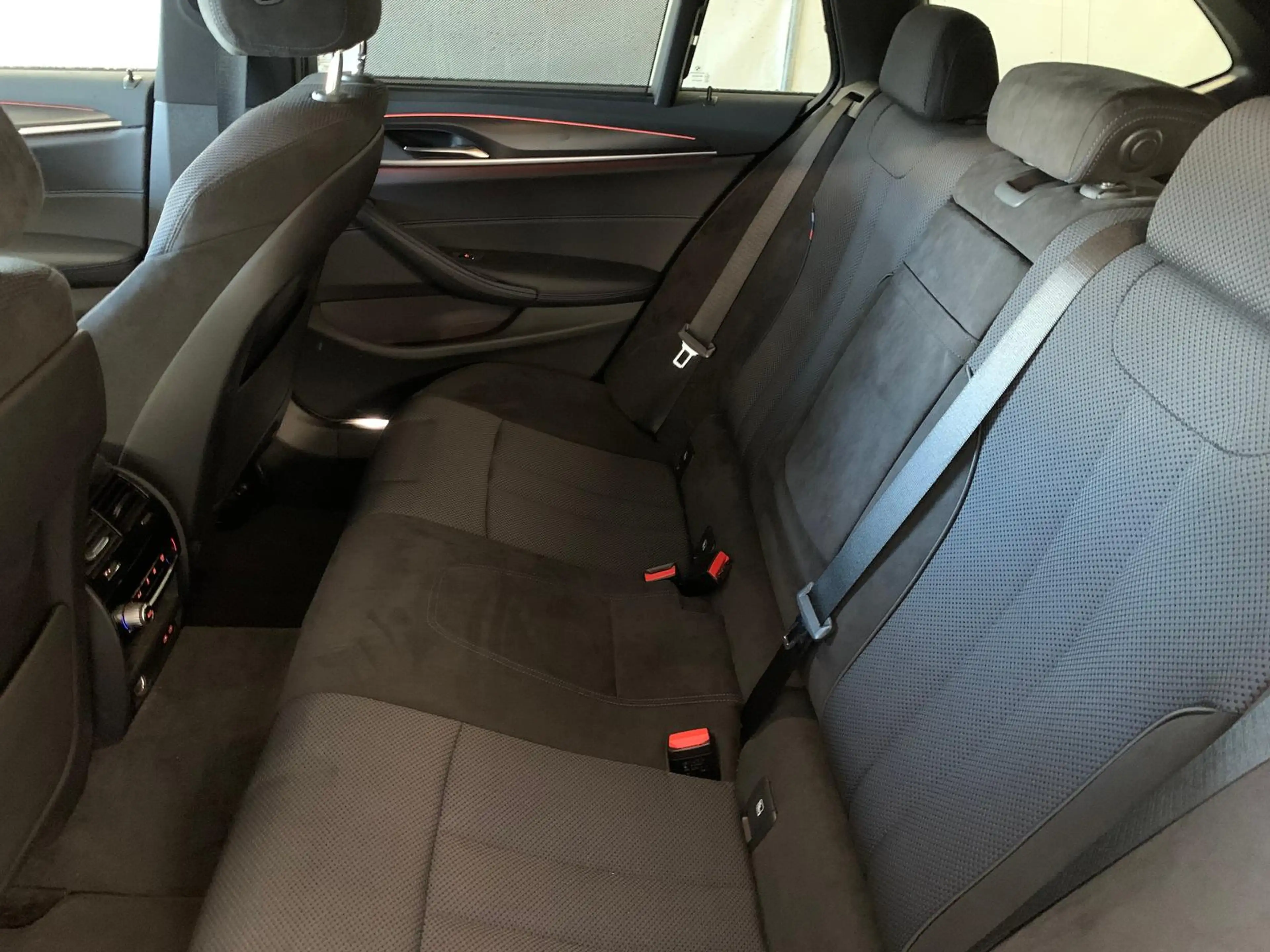 BMW 530 d xDrive M Sport|Laser|DrivAssi|HUD|Kam|AHK — photo 10