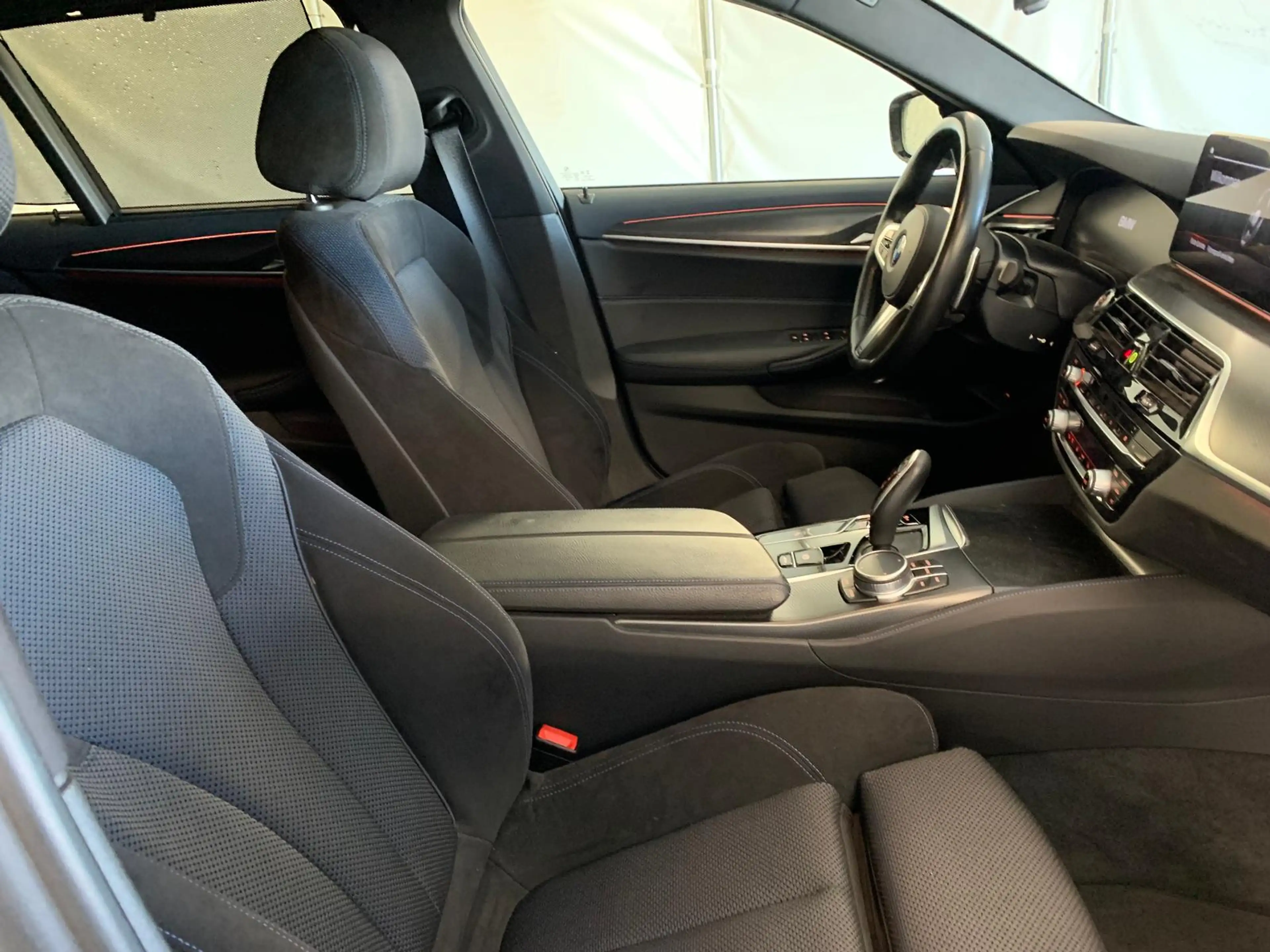 BMW 530 d xDrive M Sport|Laser|DrivAssi|HUD|Kam|AHK — photo 4