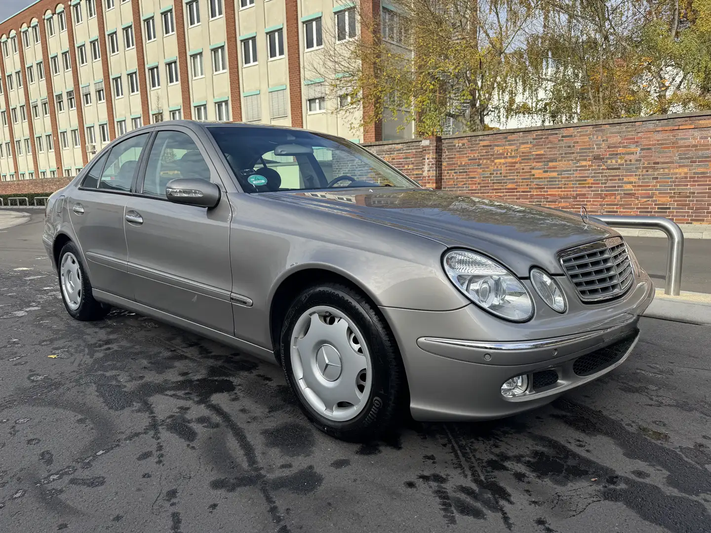 Mercedes-Benz E 200 CDI Automatik Elegance - 2
