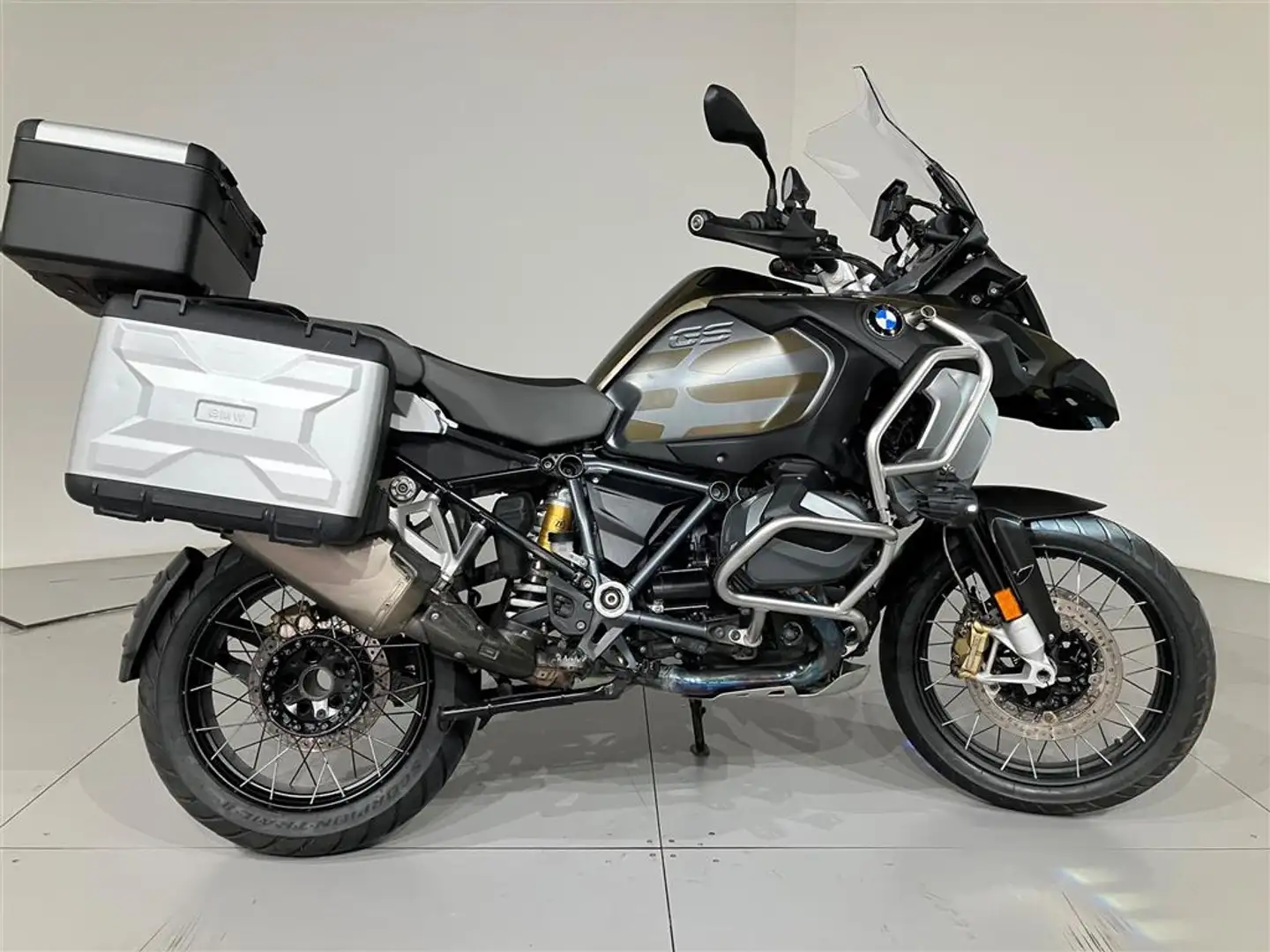 BMW R 1250 GS Adventure 0 Maro - 1