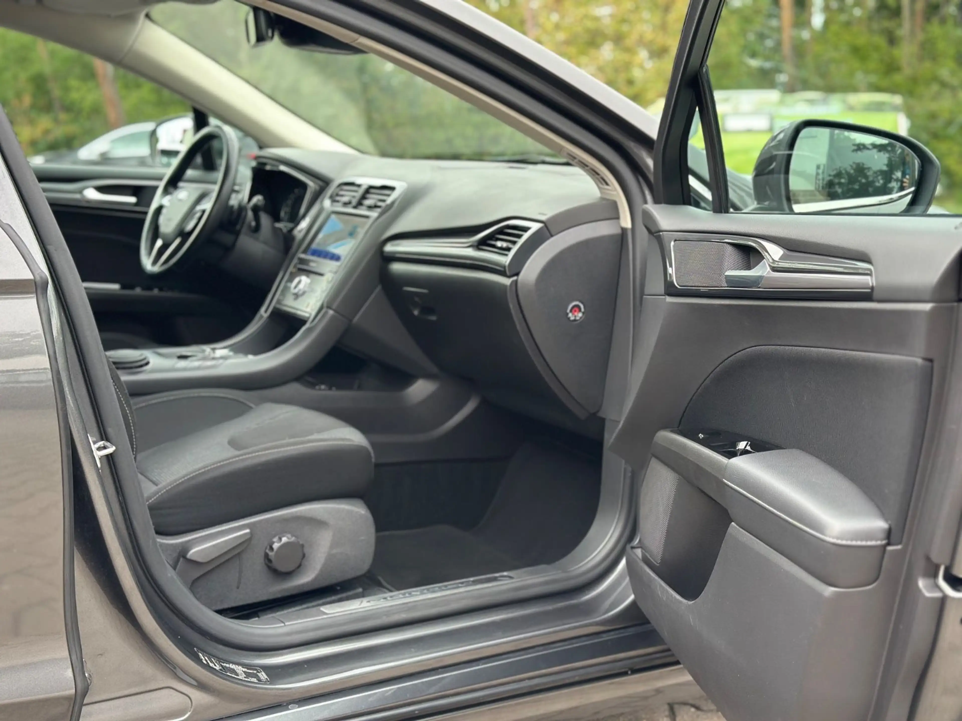 Ford Mondeo Titanium 110Kw Aut.Xen Kam StandHz Acc 1H — photo 14