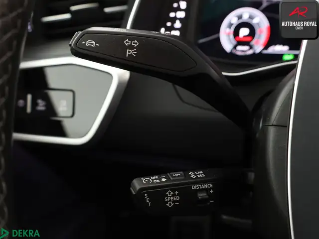 Audi A6 view 20