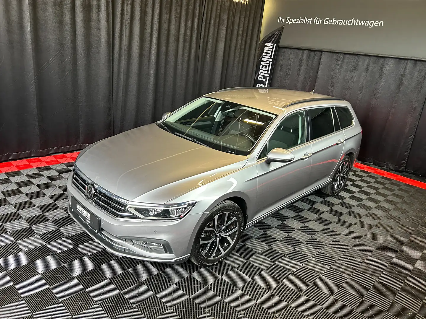 Volkswagen Passat Variant Business *LED*KAMERA*ACC* Argent - 1