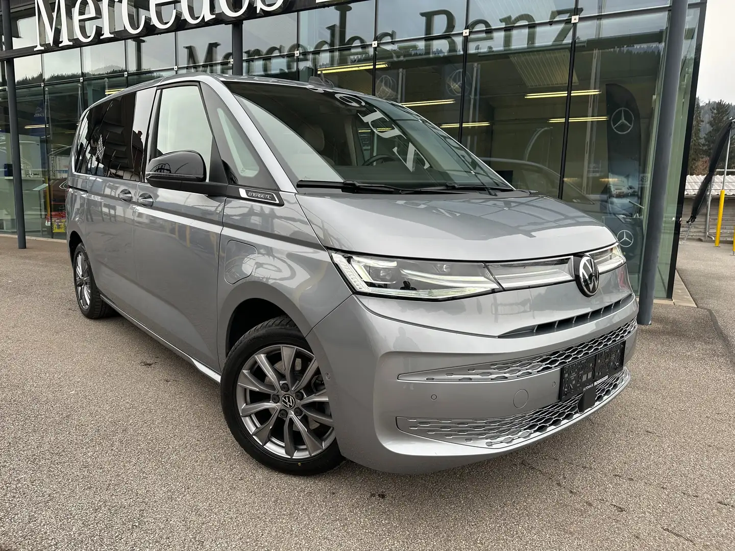 Volkswagen T7 Multivan 1.4 TSI Energetic eHybrid *Panoramadach*Matrix*AHV Grau - 1