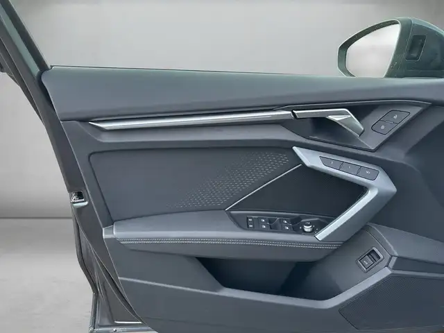 Audi A3 view 6