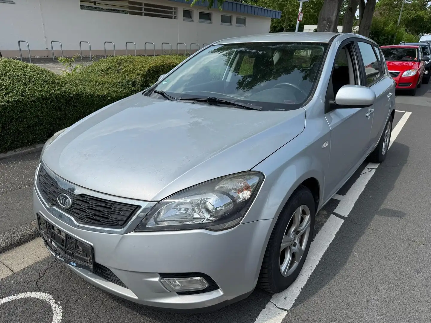 Kia Ceed / cee'd Vision Grau - 1