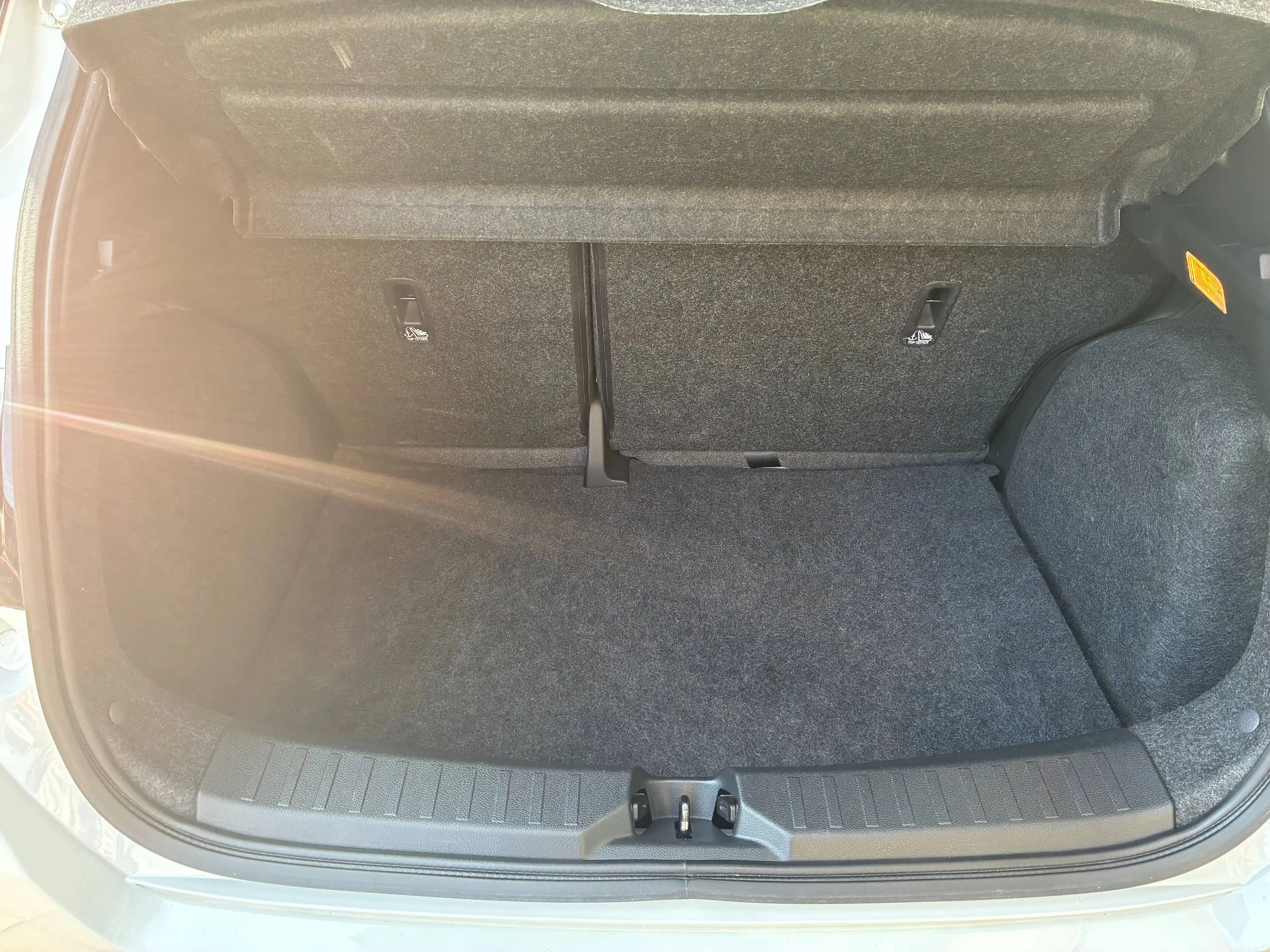 Nissan Micra Micra 1.0 IG-T N-Design — photo 11