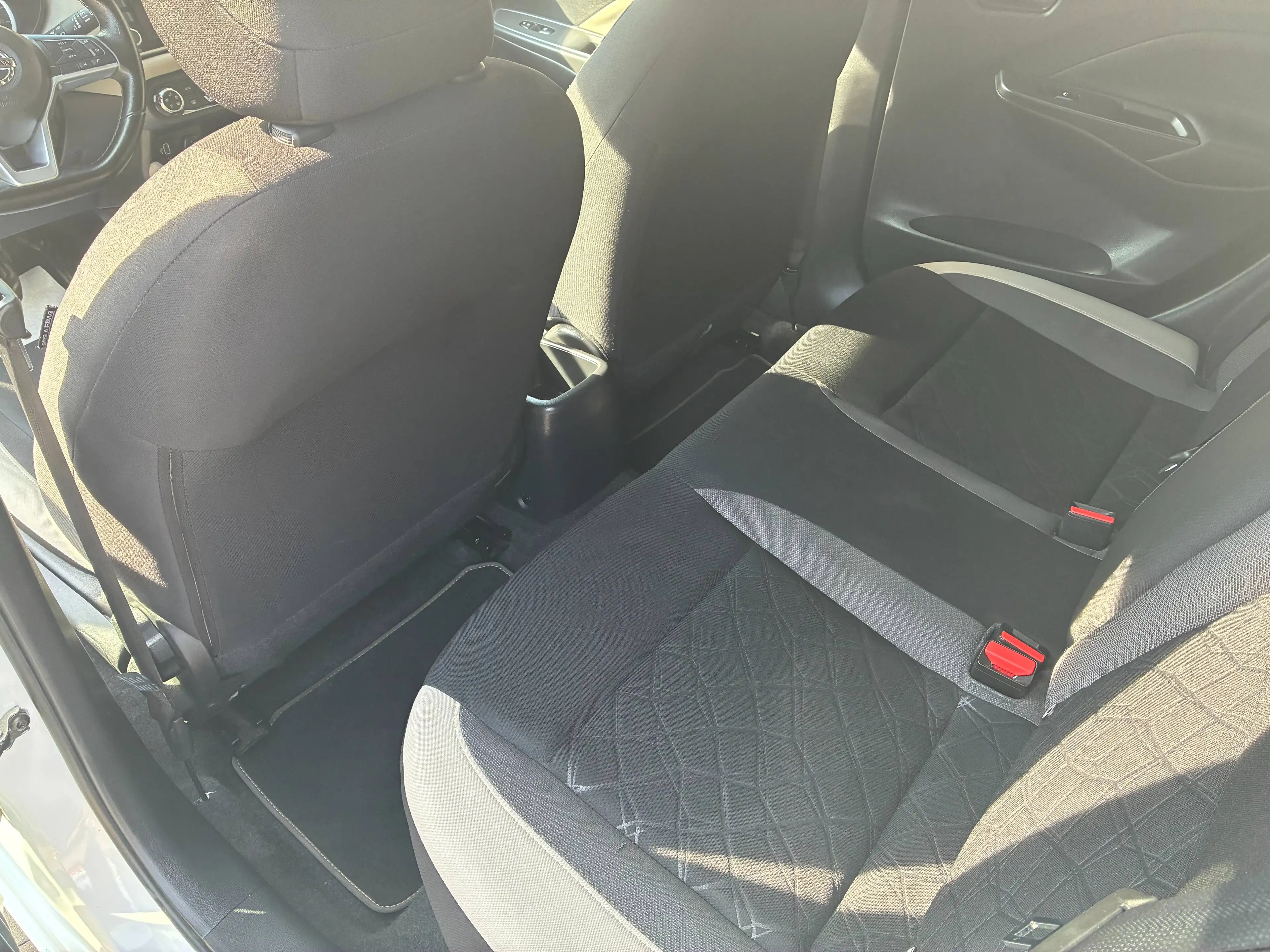 Nissan Micra Micra 1.0 IG-T N-Design — photo 10