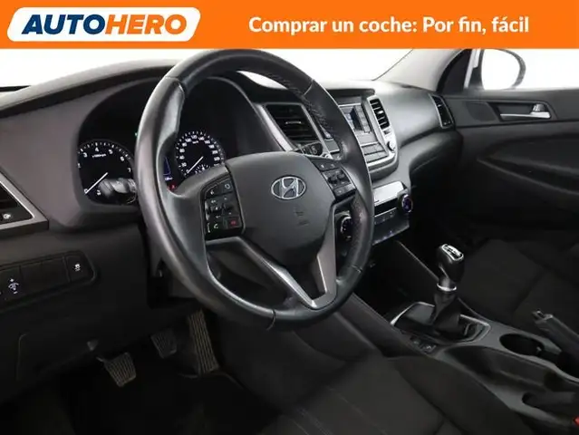 Hyundai Tucson view 12