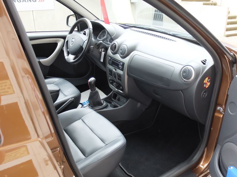 Dacia Duster I 1.6 Prestige Leder LPG Anlange — photo 8