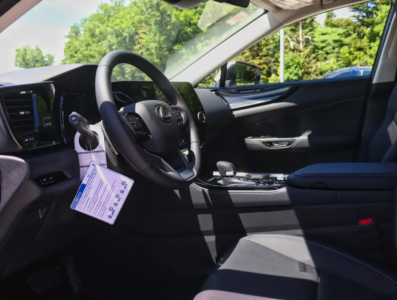 Lexus NX fotografie Lexus NX