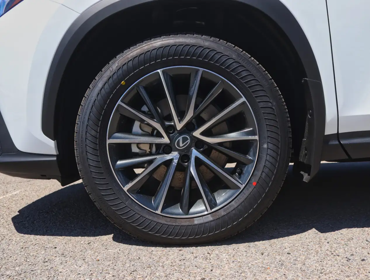 Lexus NX fotografie Lexus NX