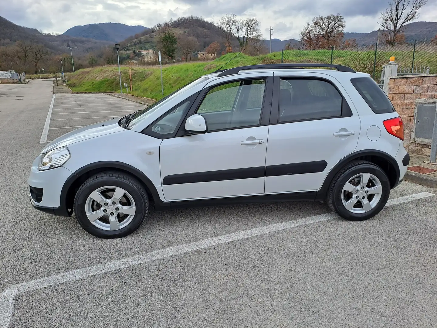 Suzuki SX4 SX4 1.6 vvt 16v GL 4wd Wit - 2