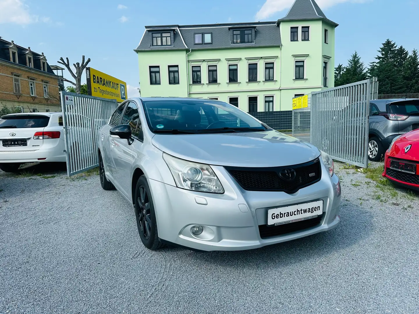 Toyota Avensis 1.8 Executive 135000 KM KLIMAAUTOMATIK ALU EPH SH Silber - 1