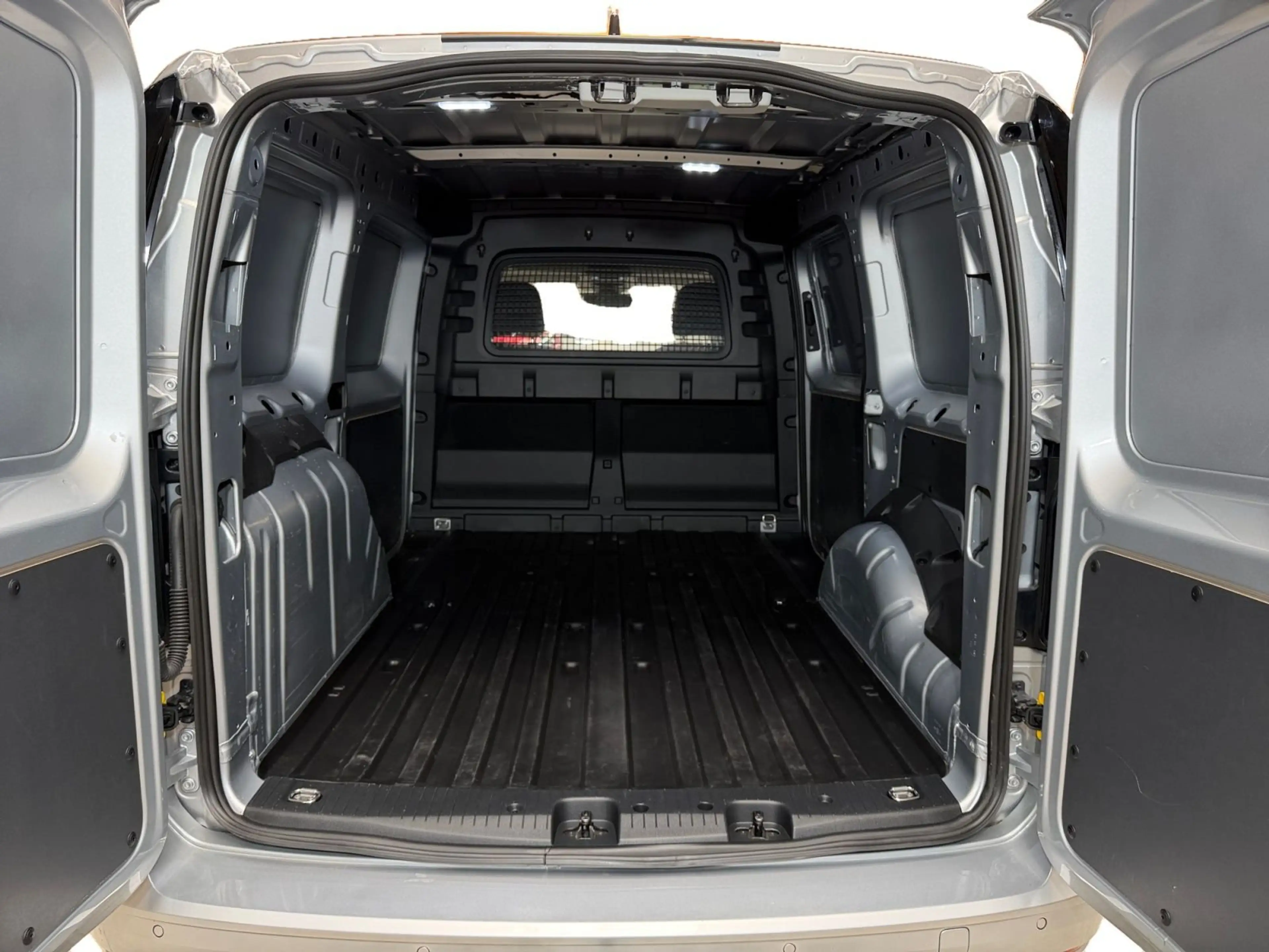 Ford Transit Connect L2 Limited 2.0 EcoBlue 122cv Démo — photo 15