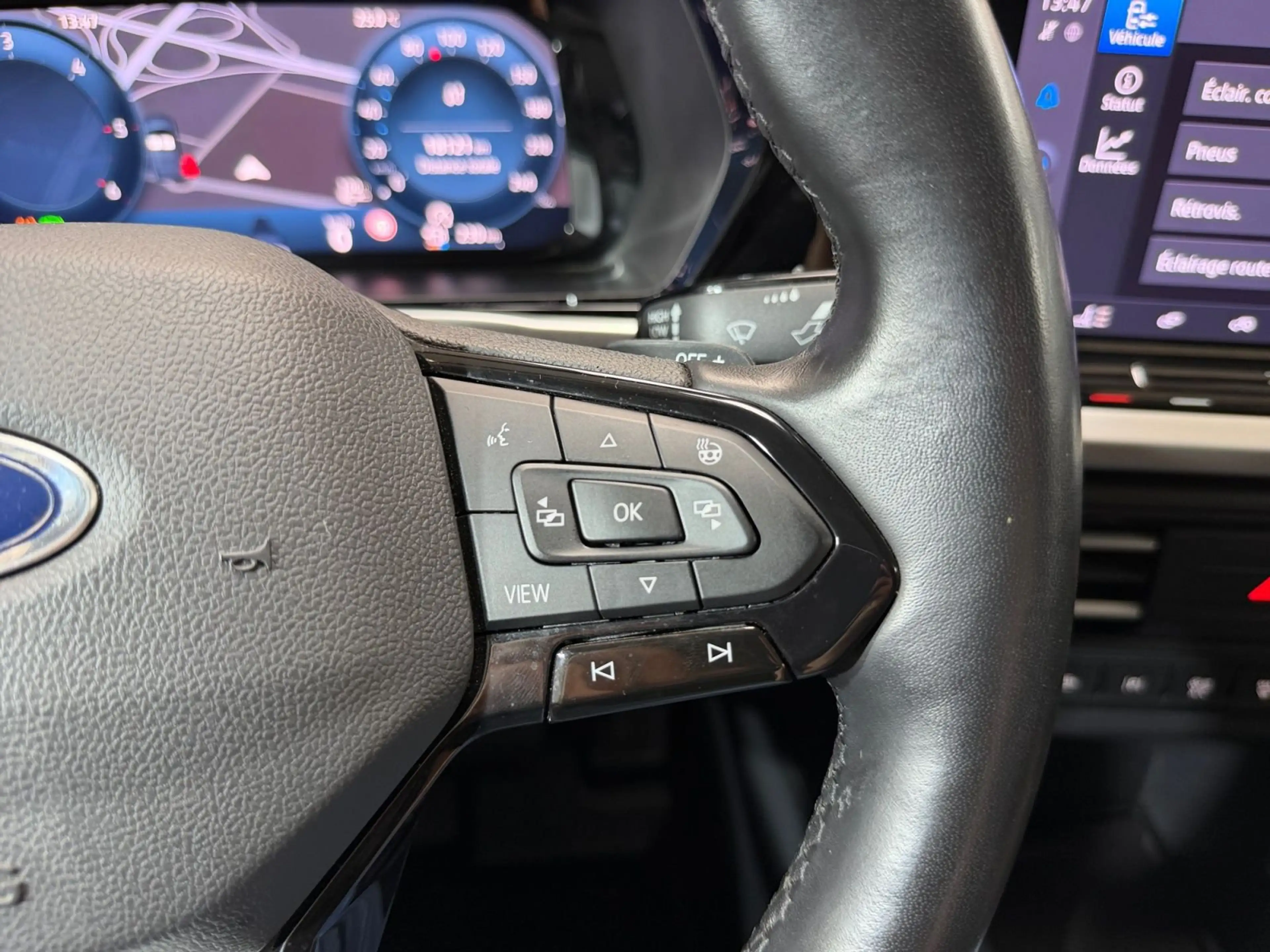 Ford Transit Connect L2 Limited 2.0 EcoBlue 122cv Démo — photo 10