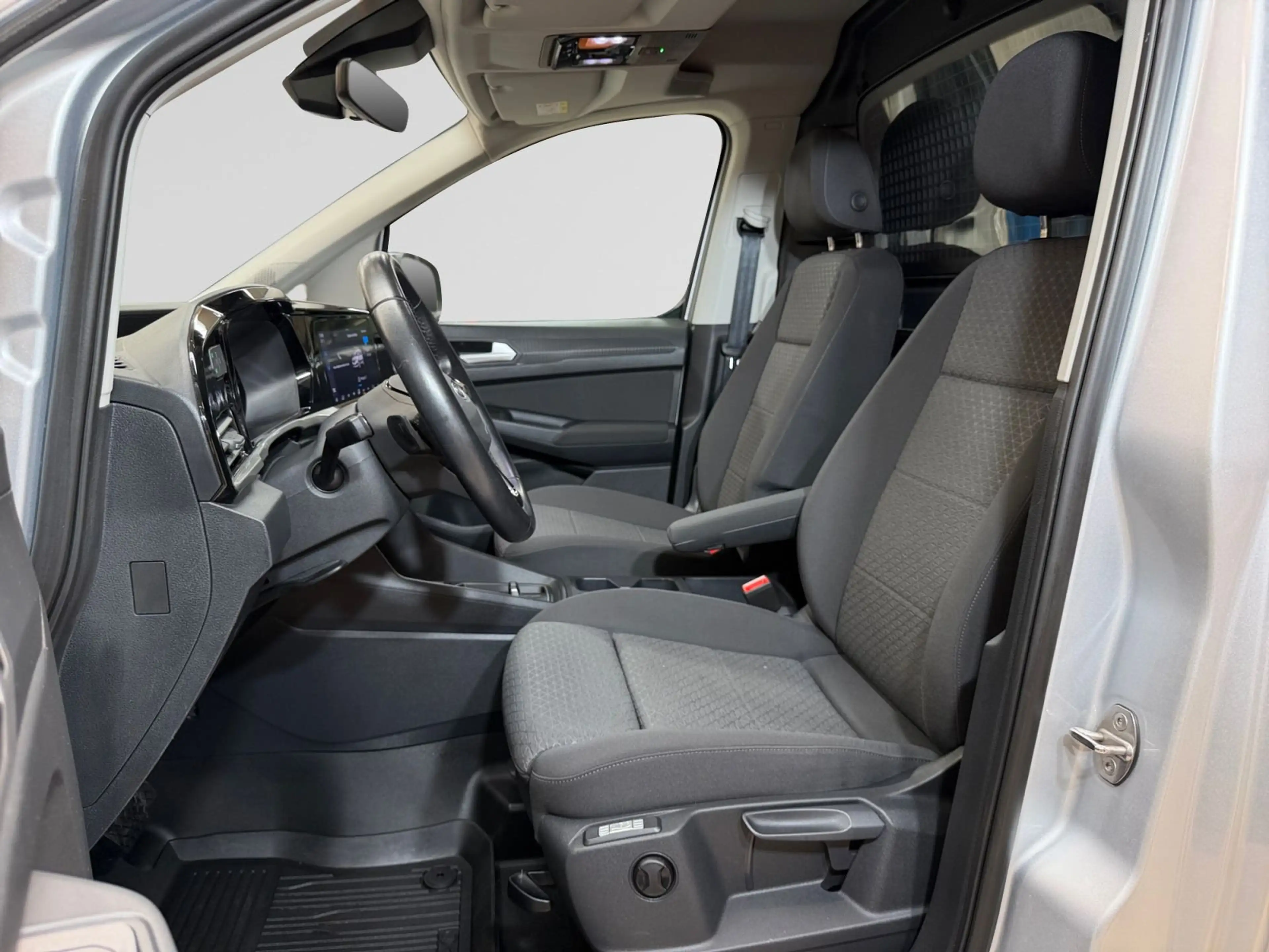 Ford Transit Connect L2 Limited 2.0 EcoBlue 122cv Démo — photo 5