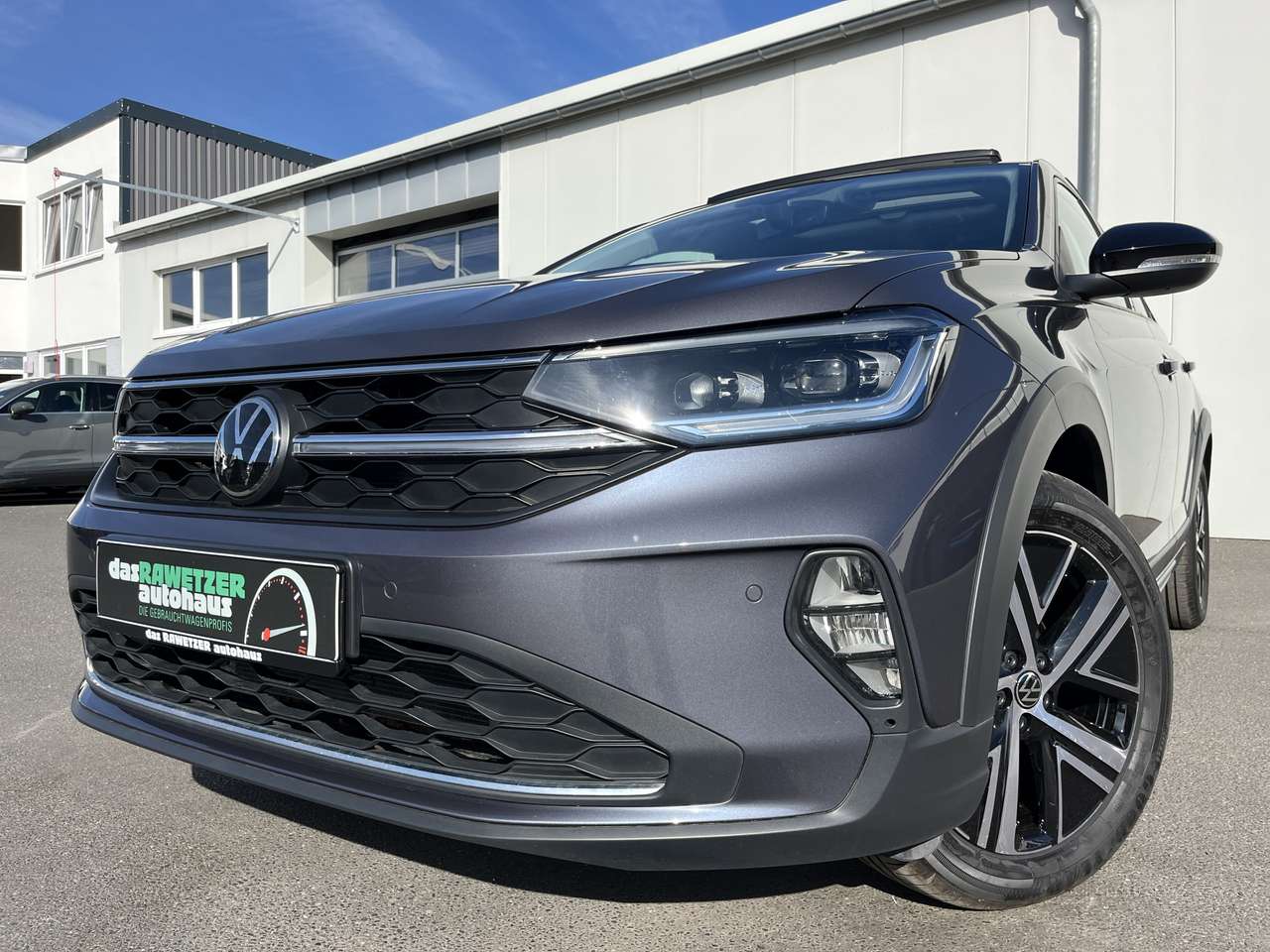 Volkswagen Taigo 2022 — 1.5 TSI DSG Style 138€ m.20% Anz. AHK Navi PANO