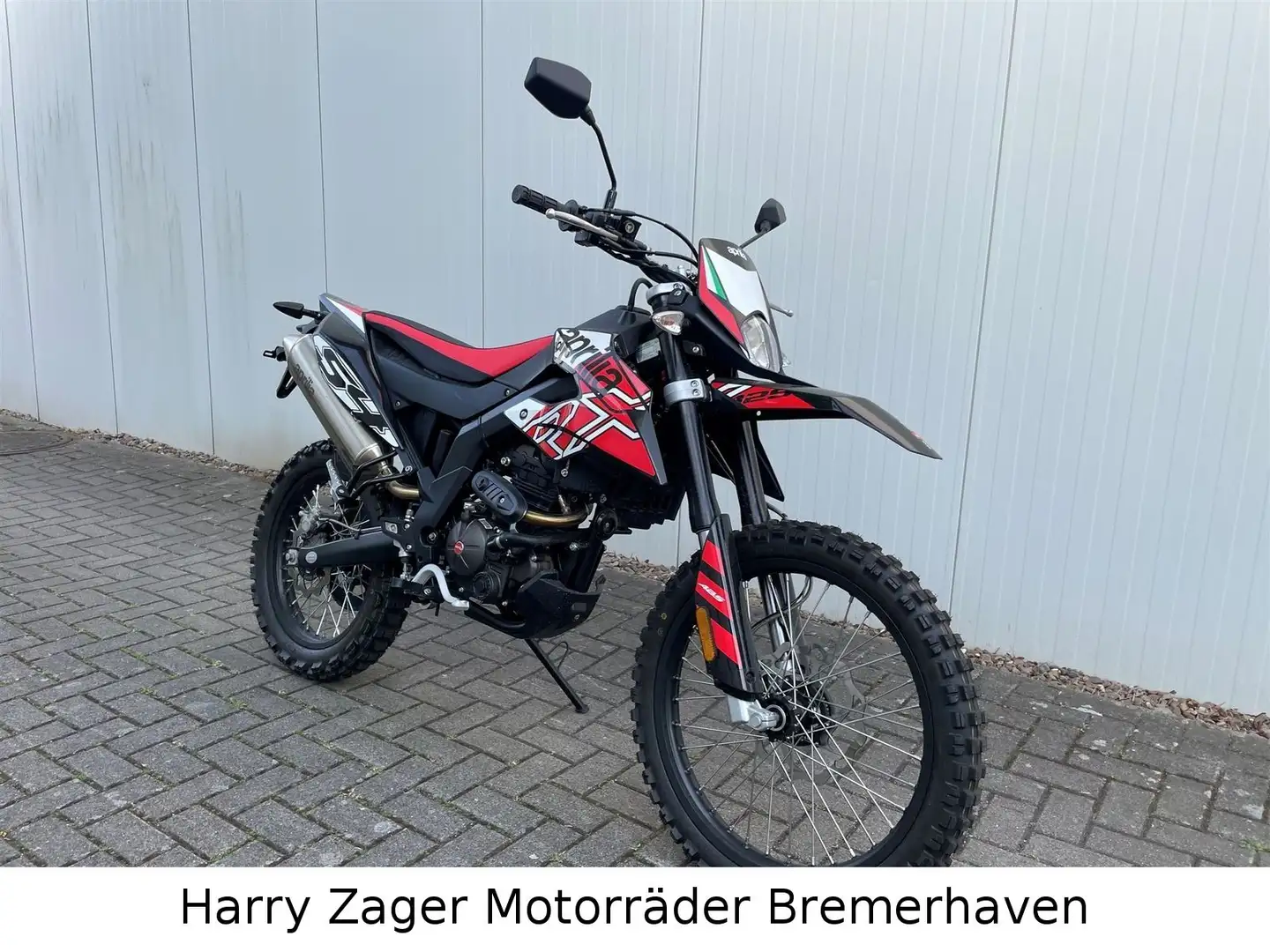 Aprilia RX 125 Schwarz - 1